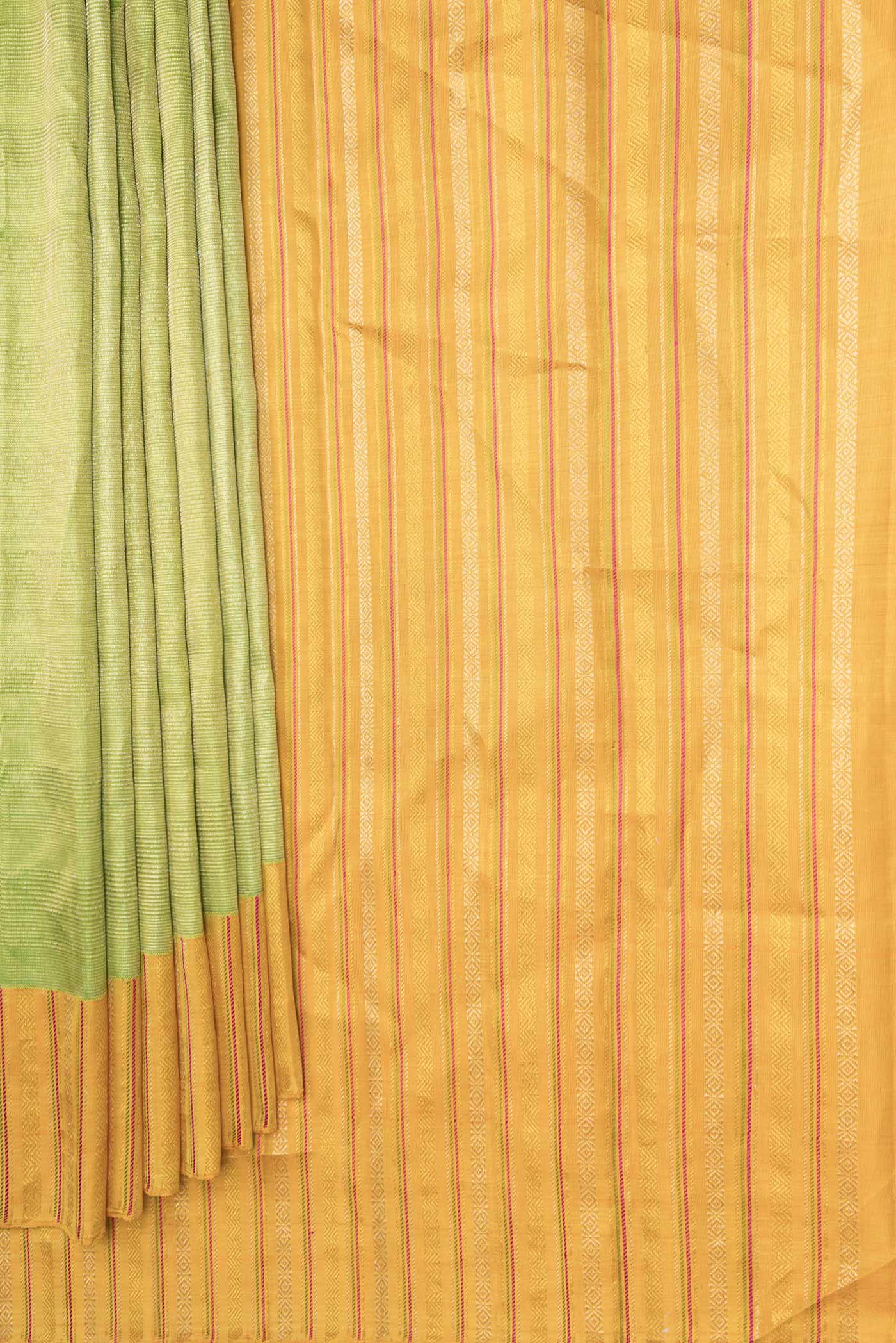 Pure Silk Pure Zari Green Dual Tone Kanchipuram Saree - Image 4