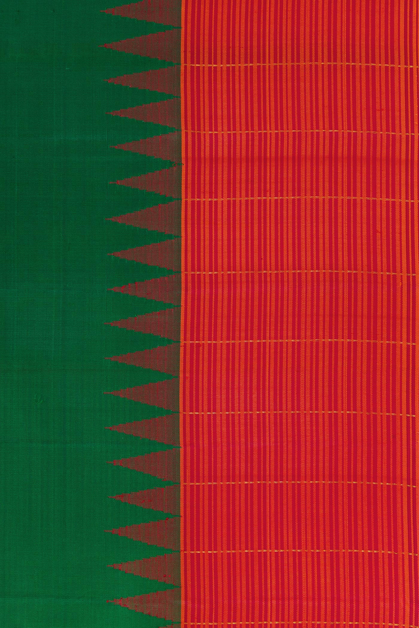 Pure Silk Pure Zari Green Kanjivaram Saree - Image 3