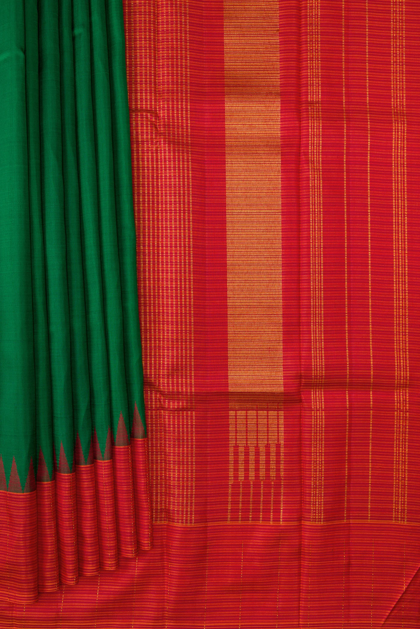 Pure Silk Pure Zari Green Kanjivaram Saree - Image 4