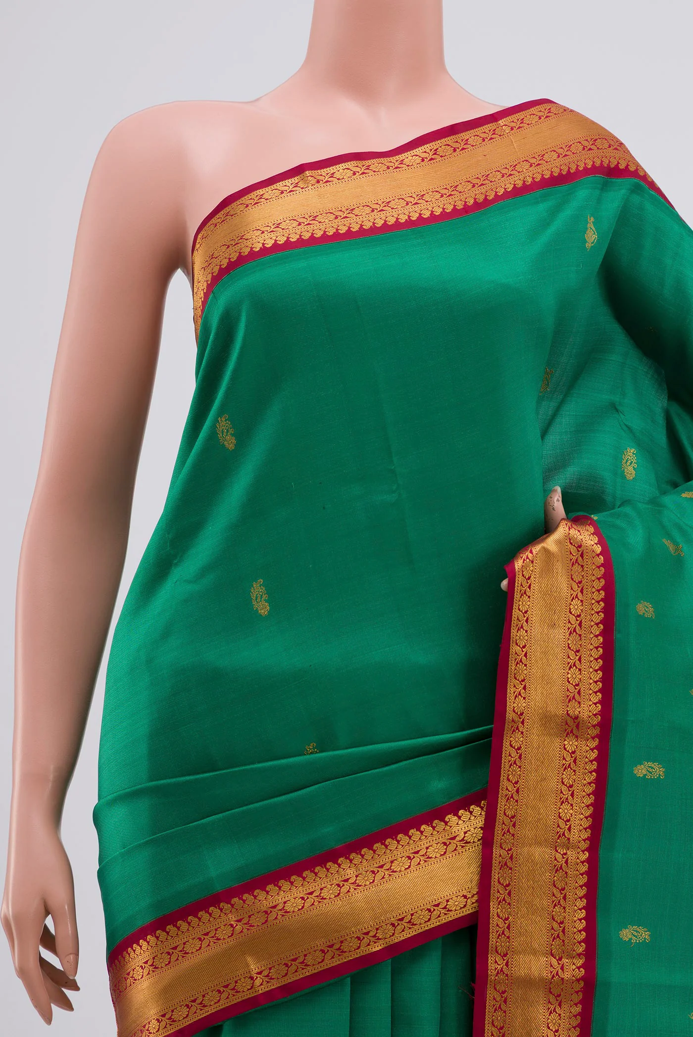 Pure Silk Pure Zari Green Kanchipuram Saree - Image 2