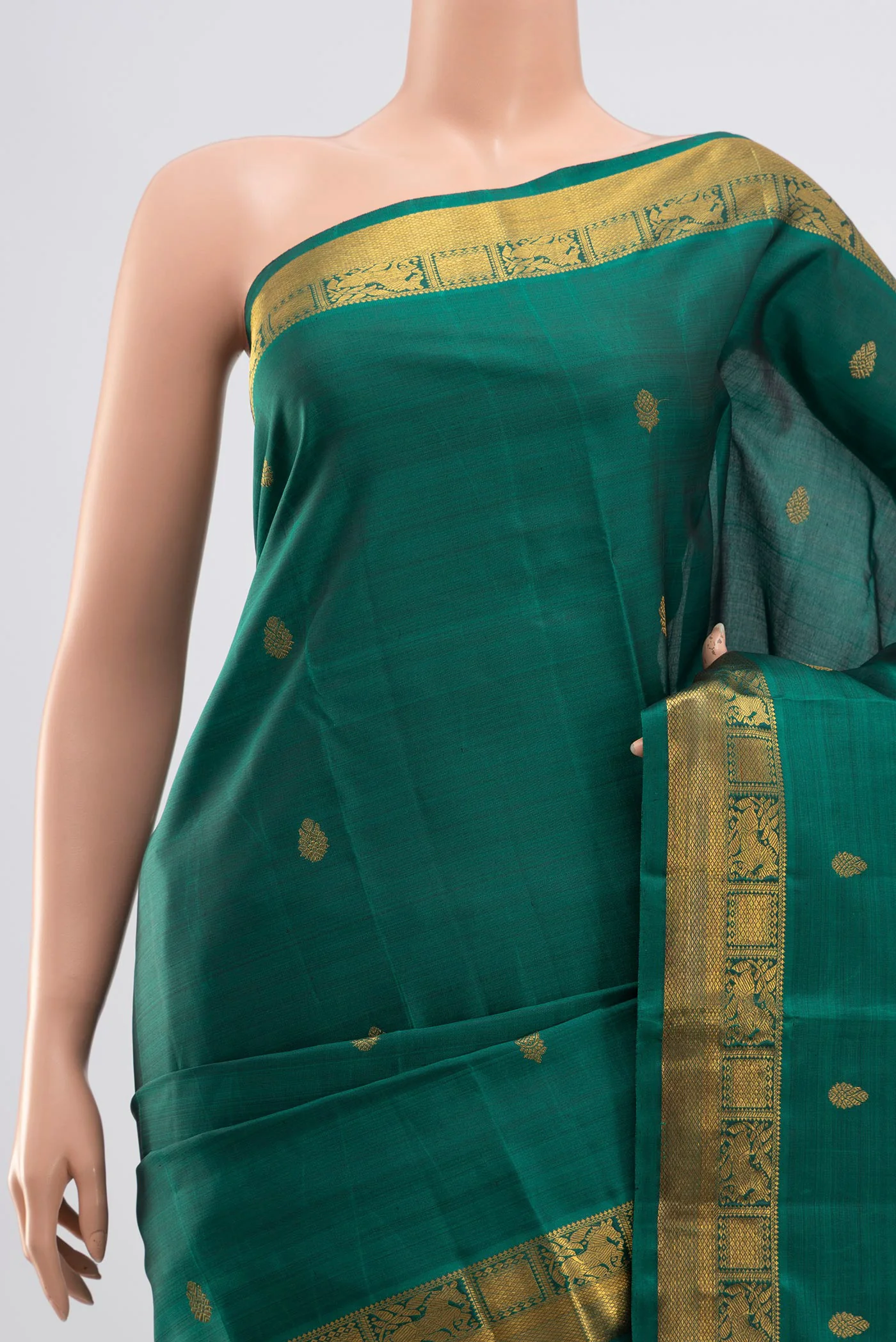 Pure Silk Pure Zari Green Kanchipuram Saree - Image 2