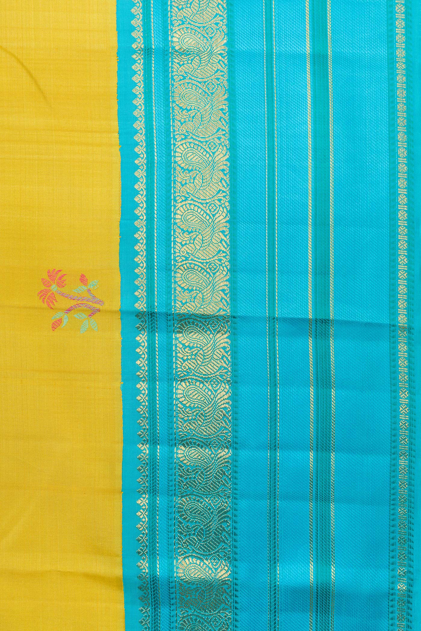 Pure Silk Pure Zari Lemon Yellow Dual Tone Kanchipuram Saree - Image 3