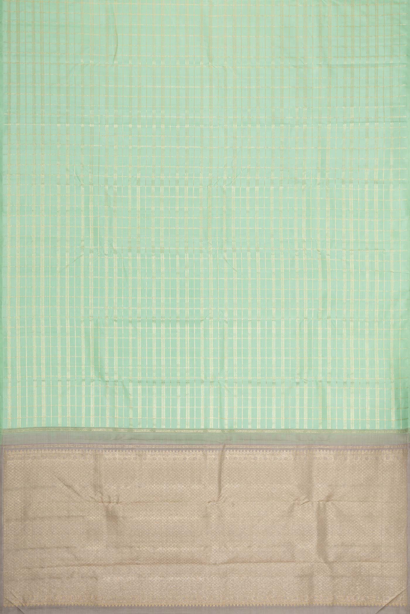 Pure Silk Pure Zari Light Green Dual Tone Kanjivaram Saree - Image 5