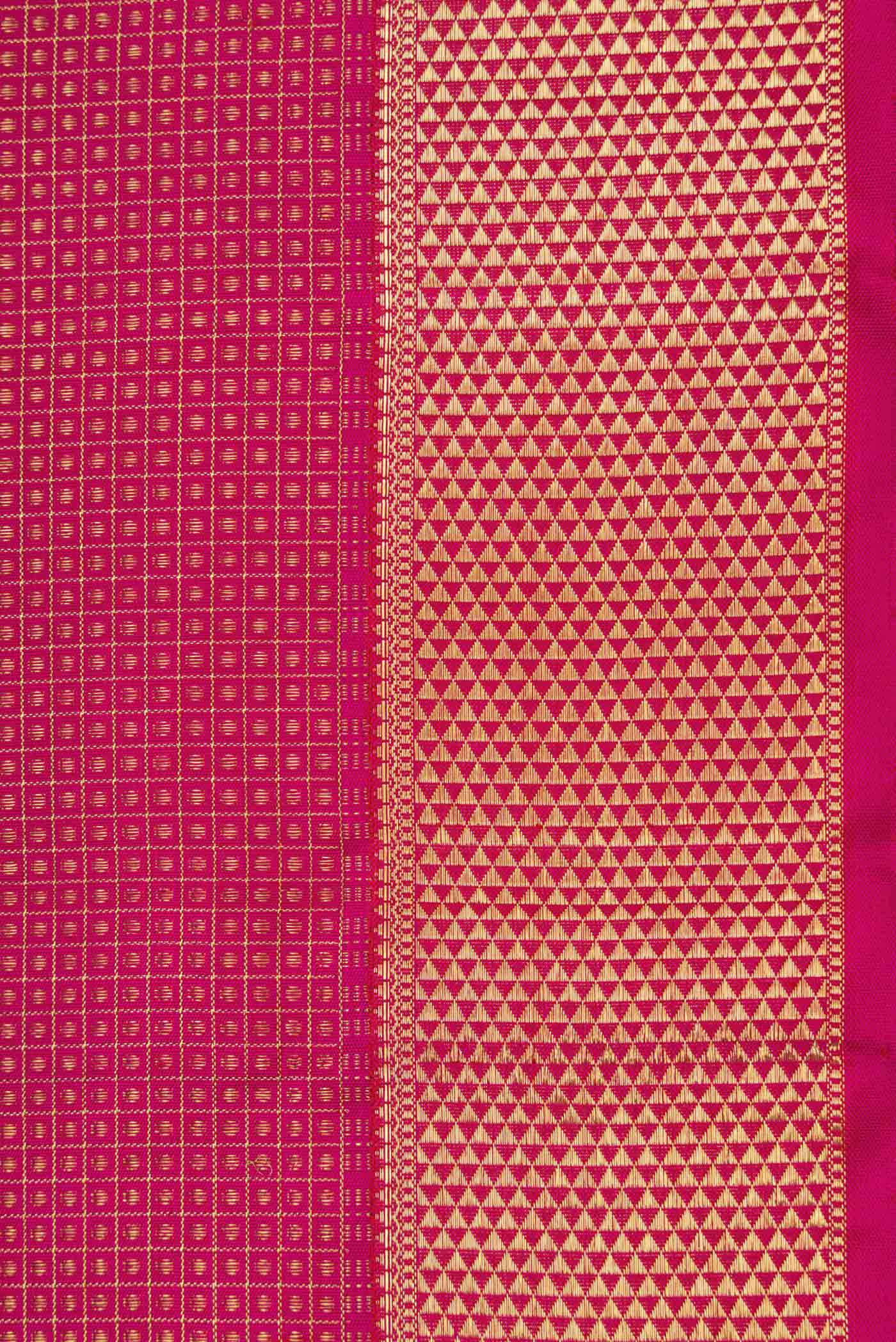 Pure Silk Pure Zari Magenta Dual Tone Kanjivaram Saree - Image 3