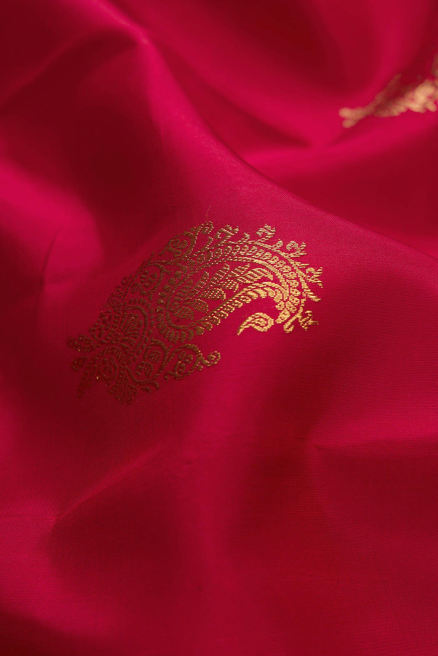 Pure Silk Pure Zari Maroon Dual Tone Kanjivaram Saree - Image 2
