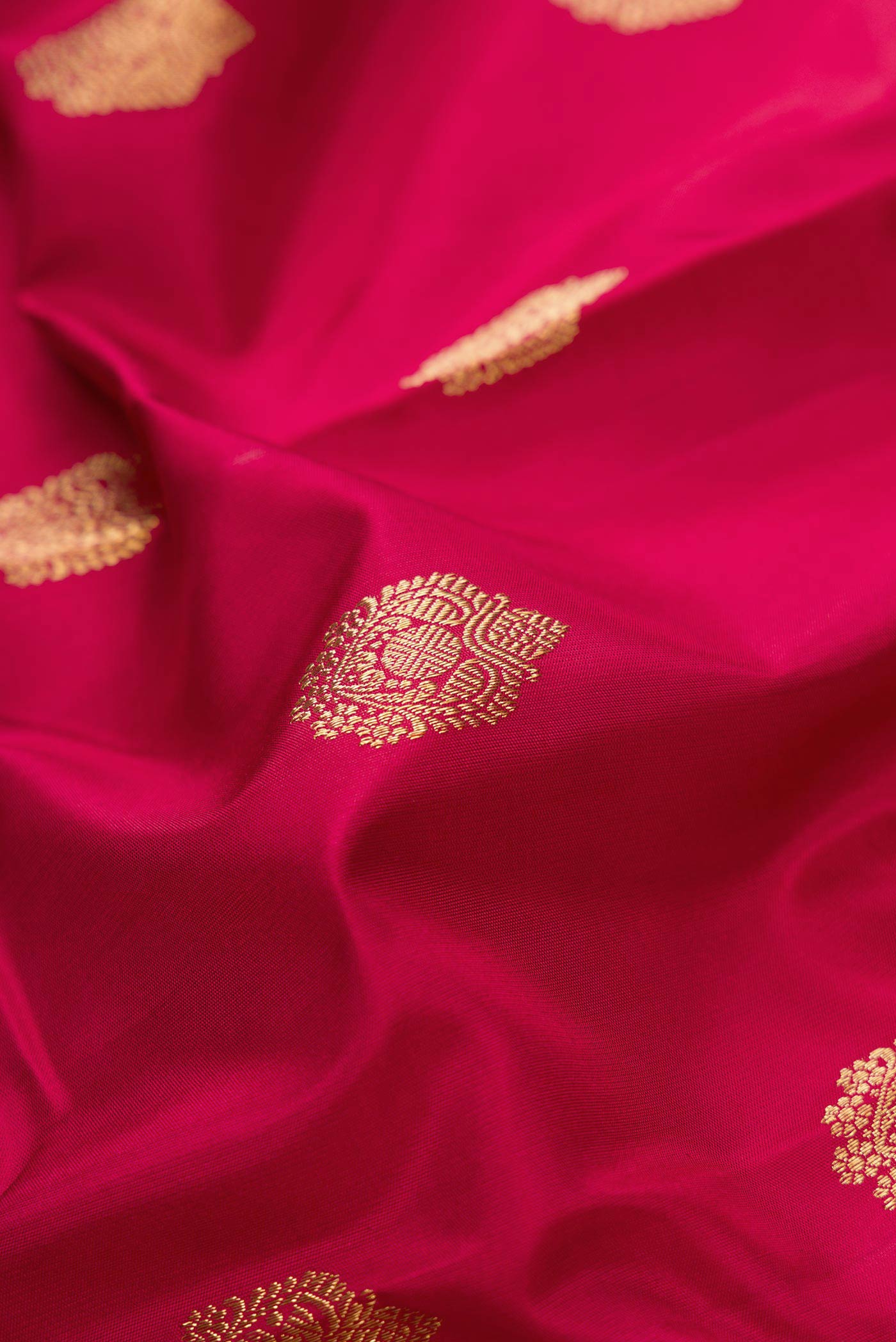 Pure Silk Pure Zari Maroon Dual Tone Kanjivaram Saree - Image 2