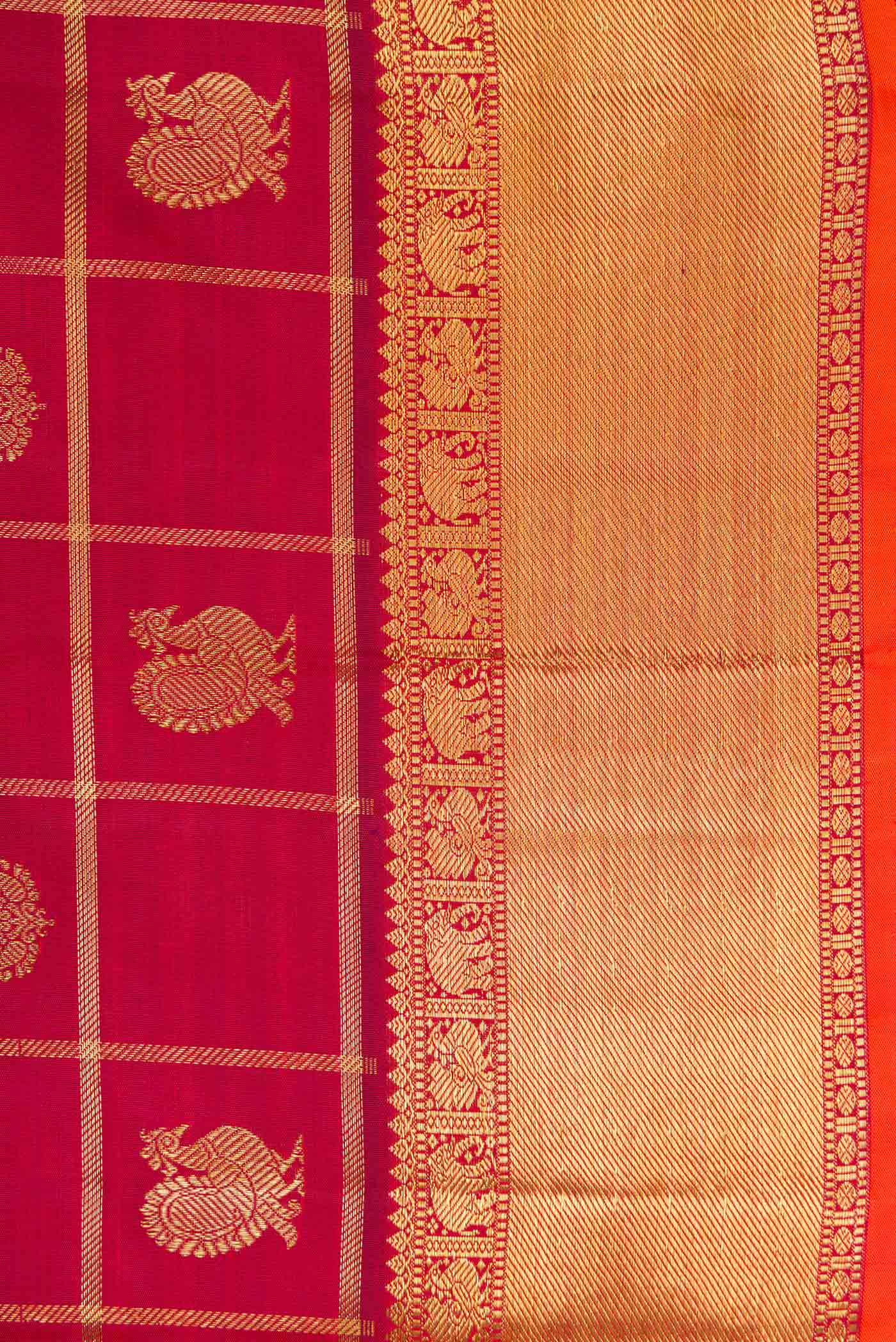 Pure Silk Pure Zari Maroon Dual Tone Kanjivaram Saree - Image 3