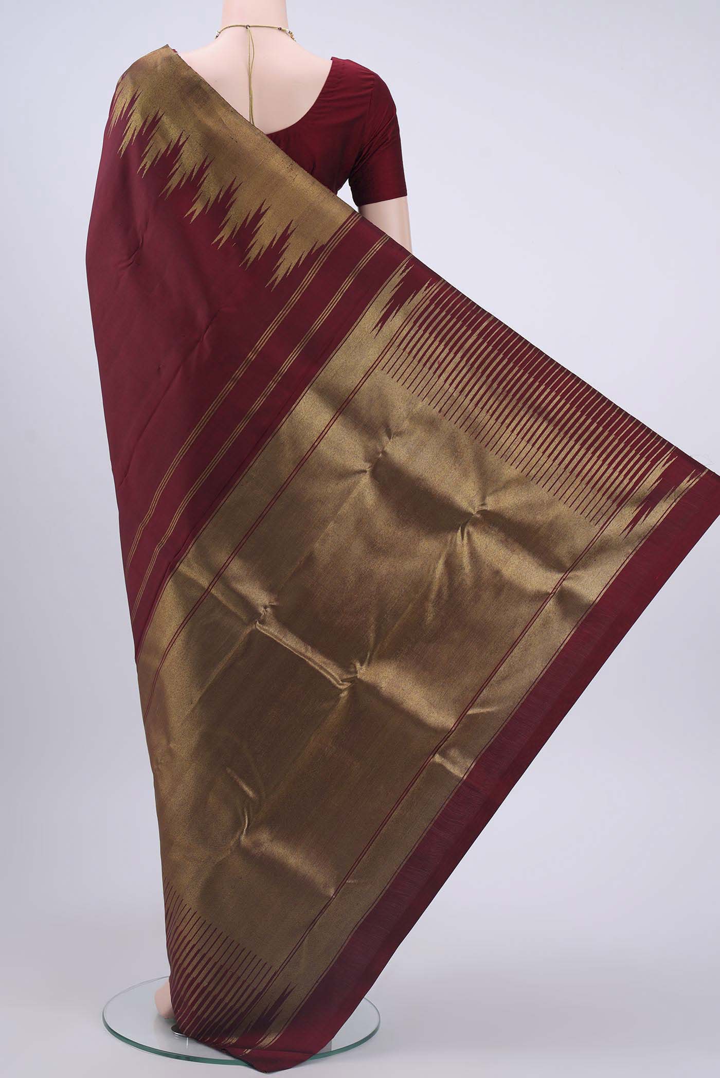 Pure Silk Pure Zari Maroon Kanchipuram Saree - Image 3