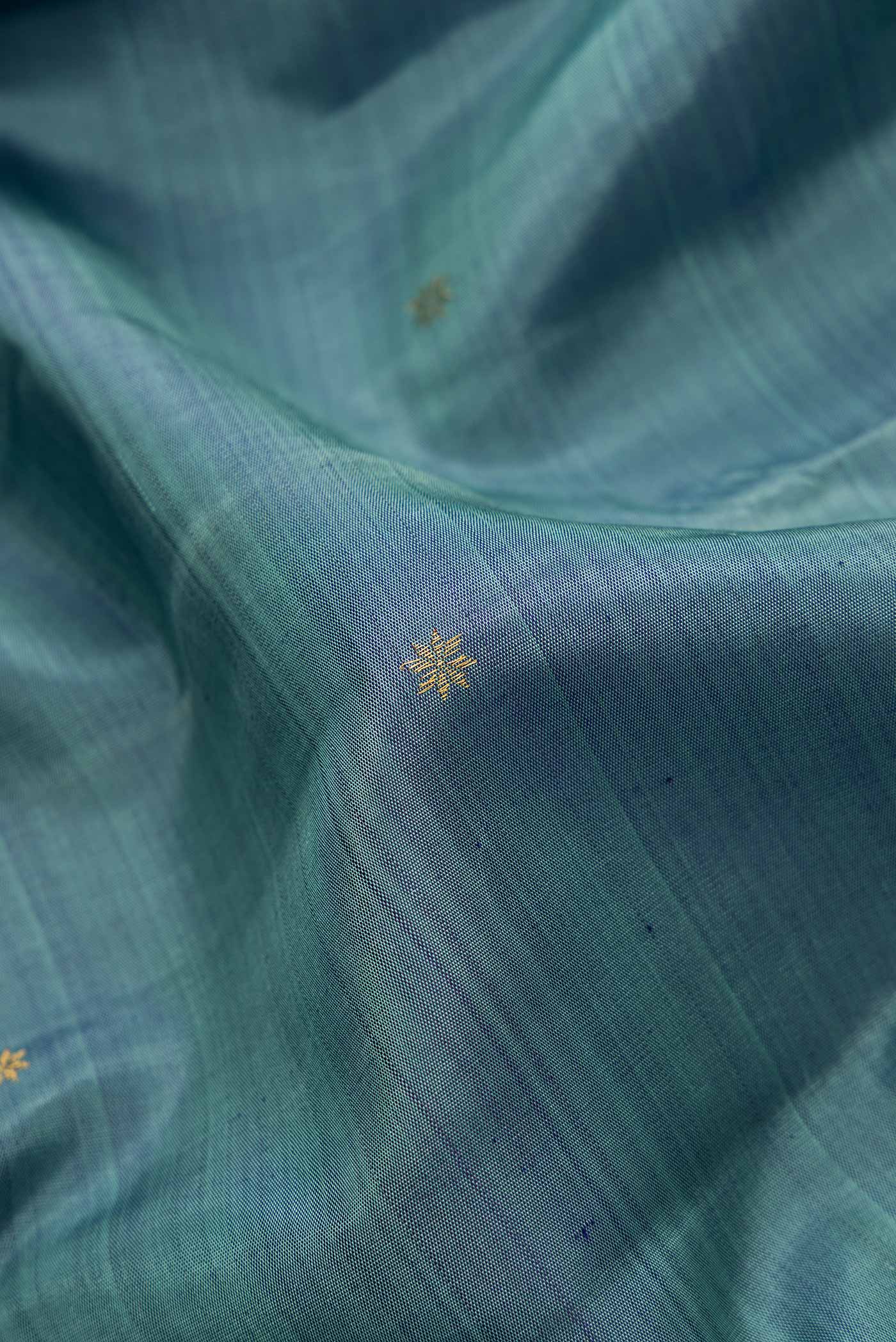 Pure Silk Pure Zari Maya Blue Kanjivaram Saree - Image 2