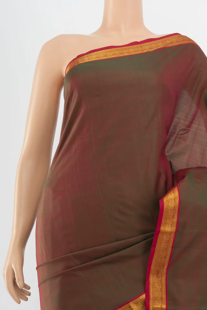 Green with Maroon Color Kanjivaram Silk Saree - Image 2
