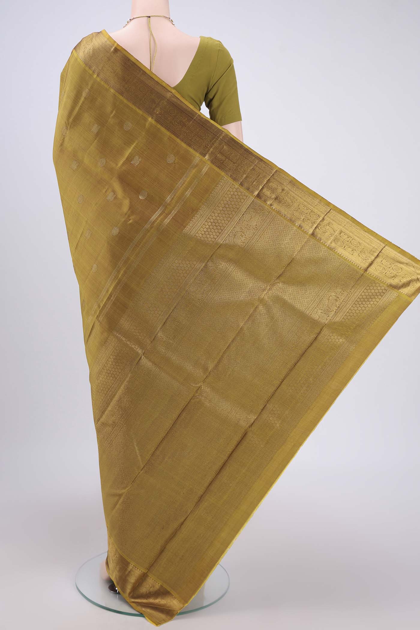 Pure Silk Pure Zari Mehandi Green Kanjivaram Saree - Image 3