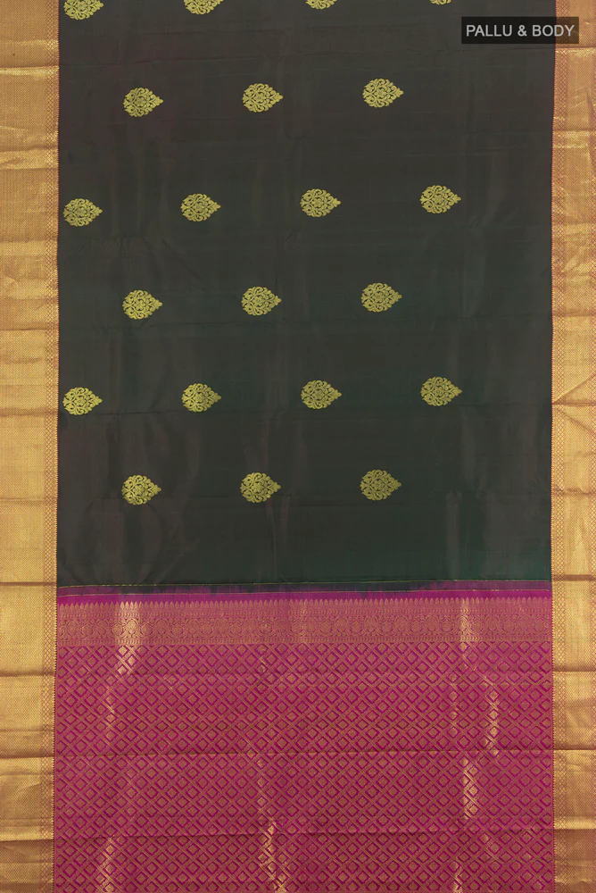 Bottle Green Color Kanchipuram Silk Saree - Image 5