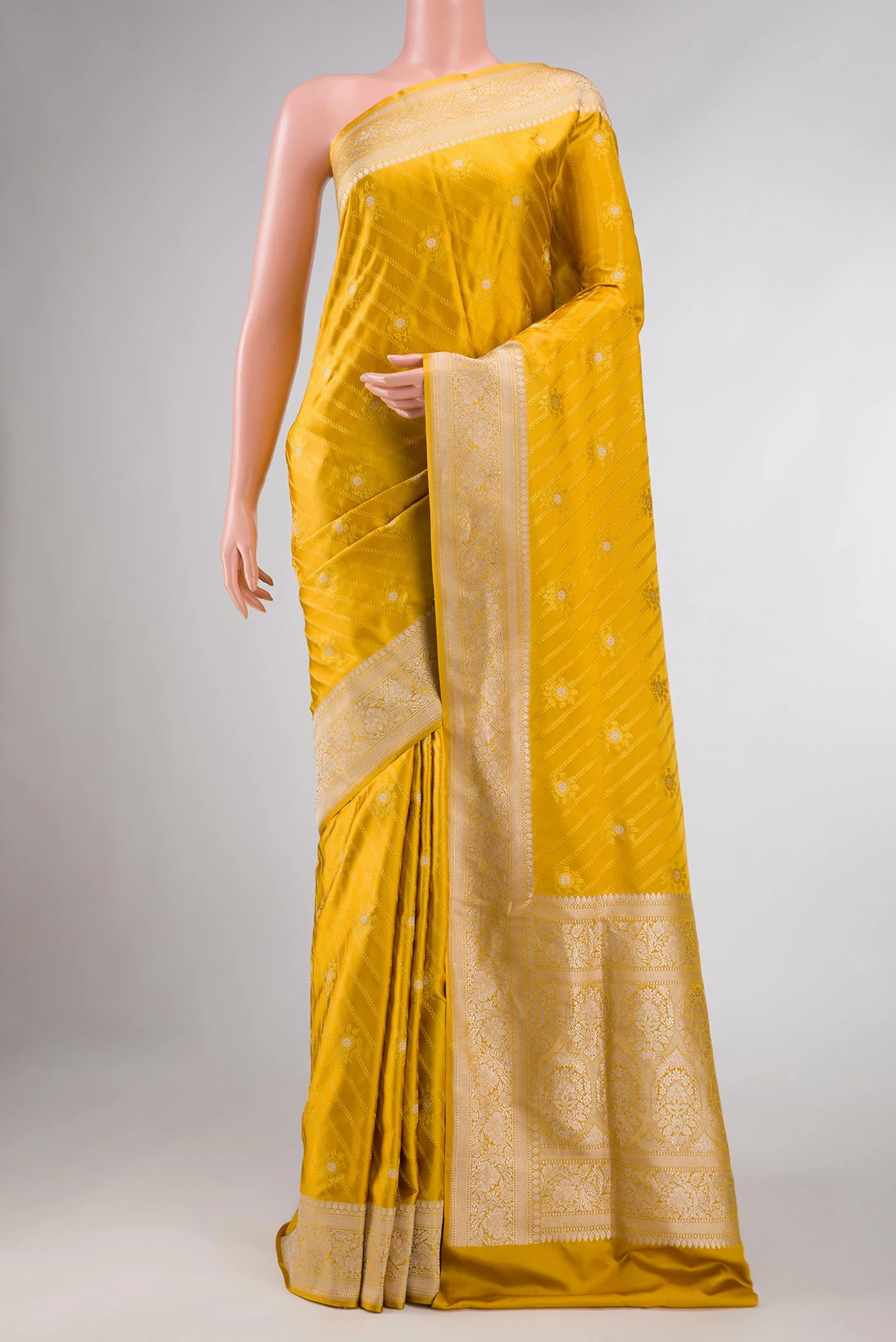 Pure Silk Pure Zari Mustard Dual Tone Banarasi Saree