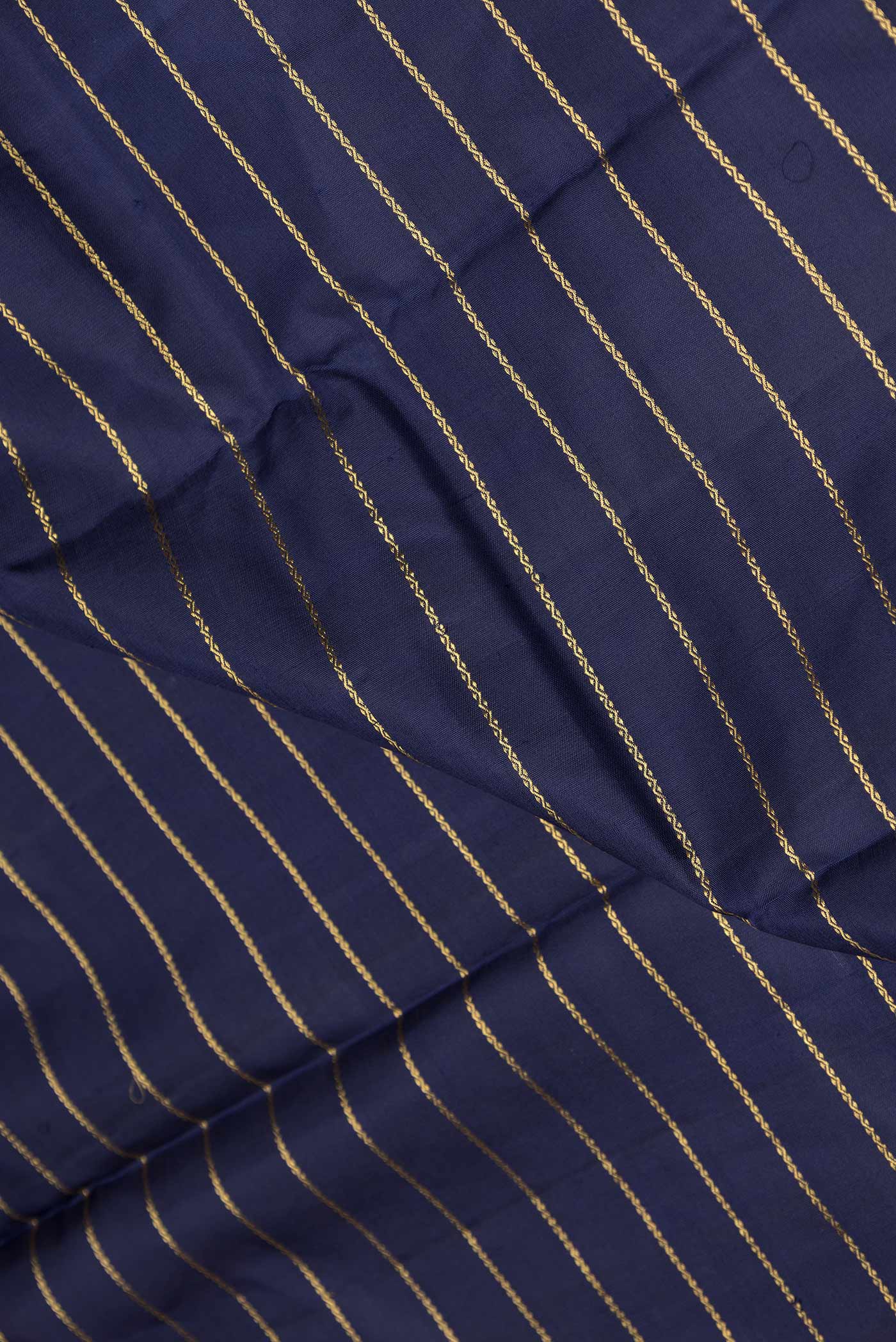 Pure Silk Pure Zari Navy Blue Dual Tone Kanjivaram Saree - Image 2