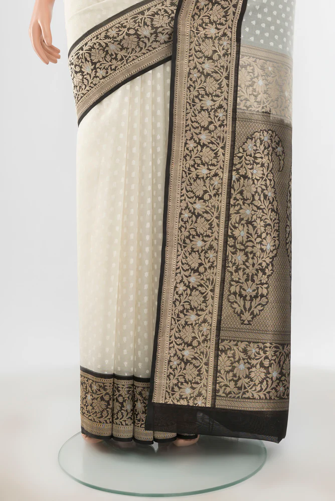 White Banarasi Kora Silk Saree - Image 3