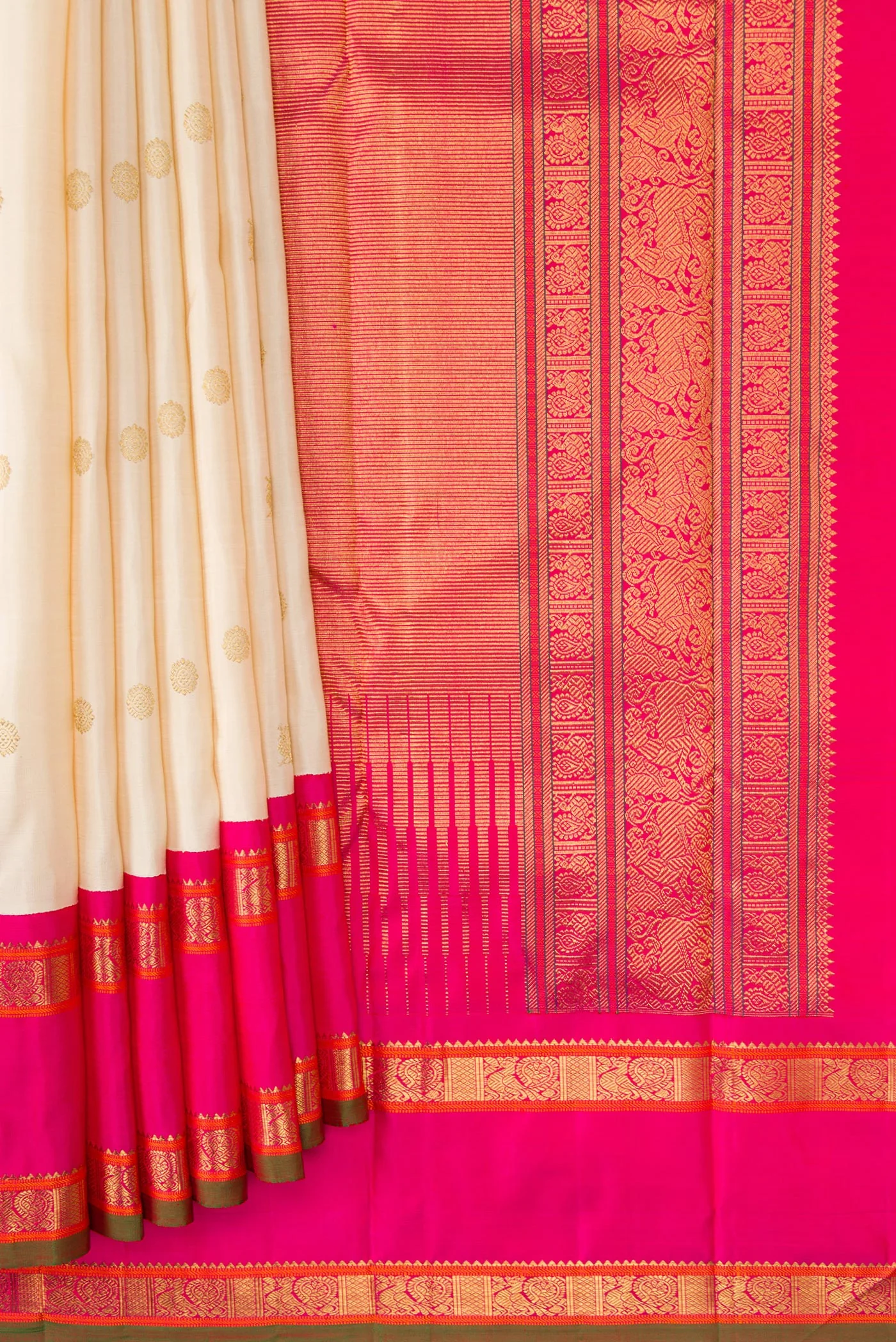 Pure Silk Pure Zari Off White Kanjivaram Saree - Image 4