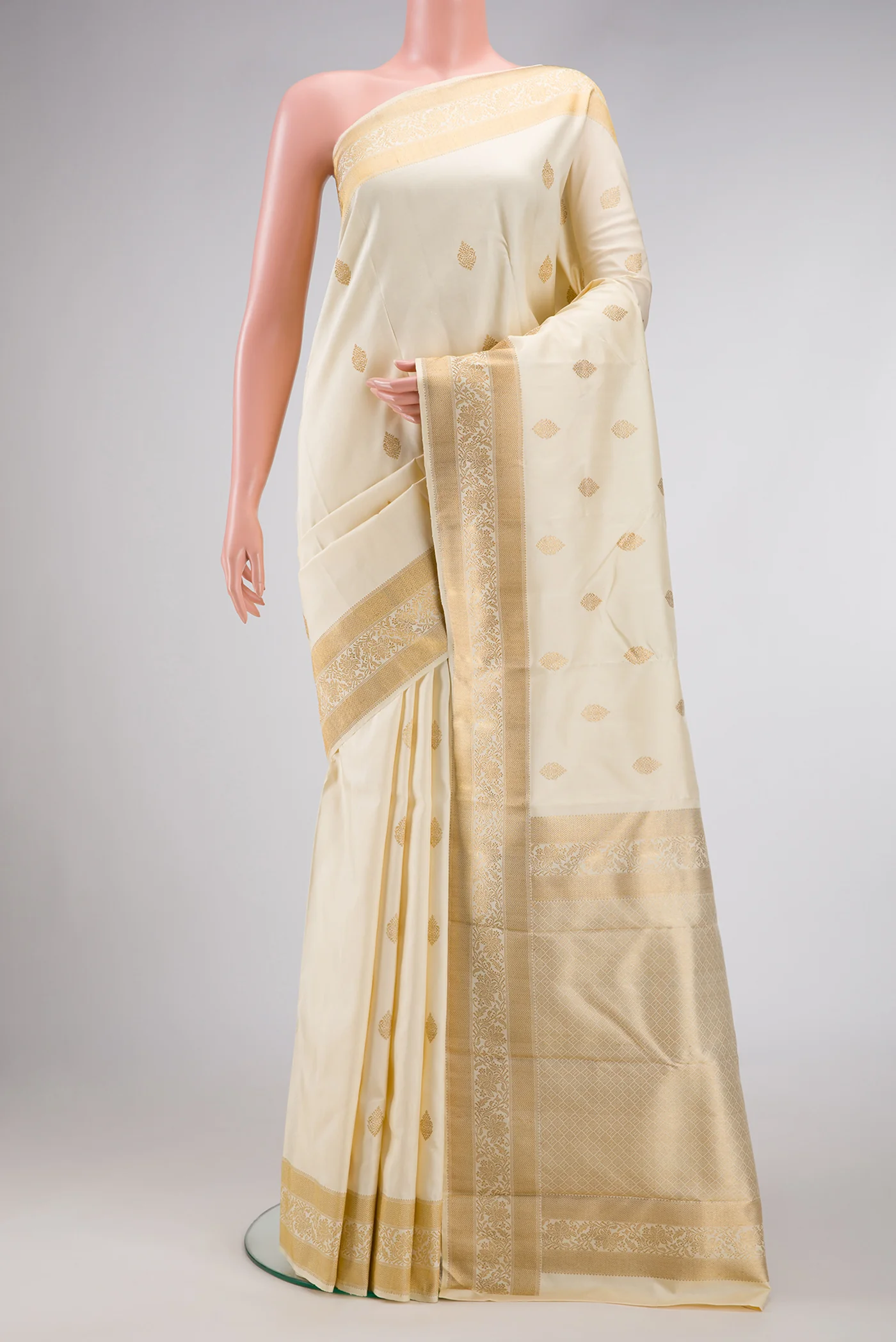 Pure Silk Pure Zari Off White Kanjivaram Saree