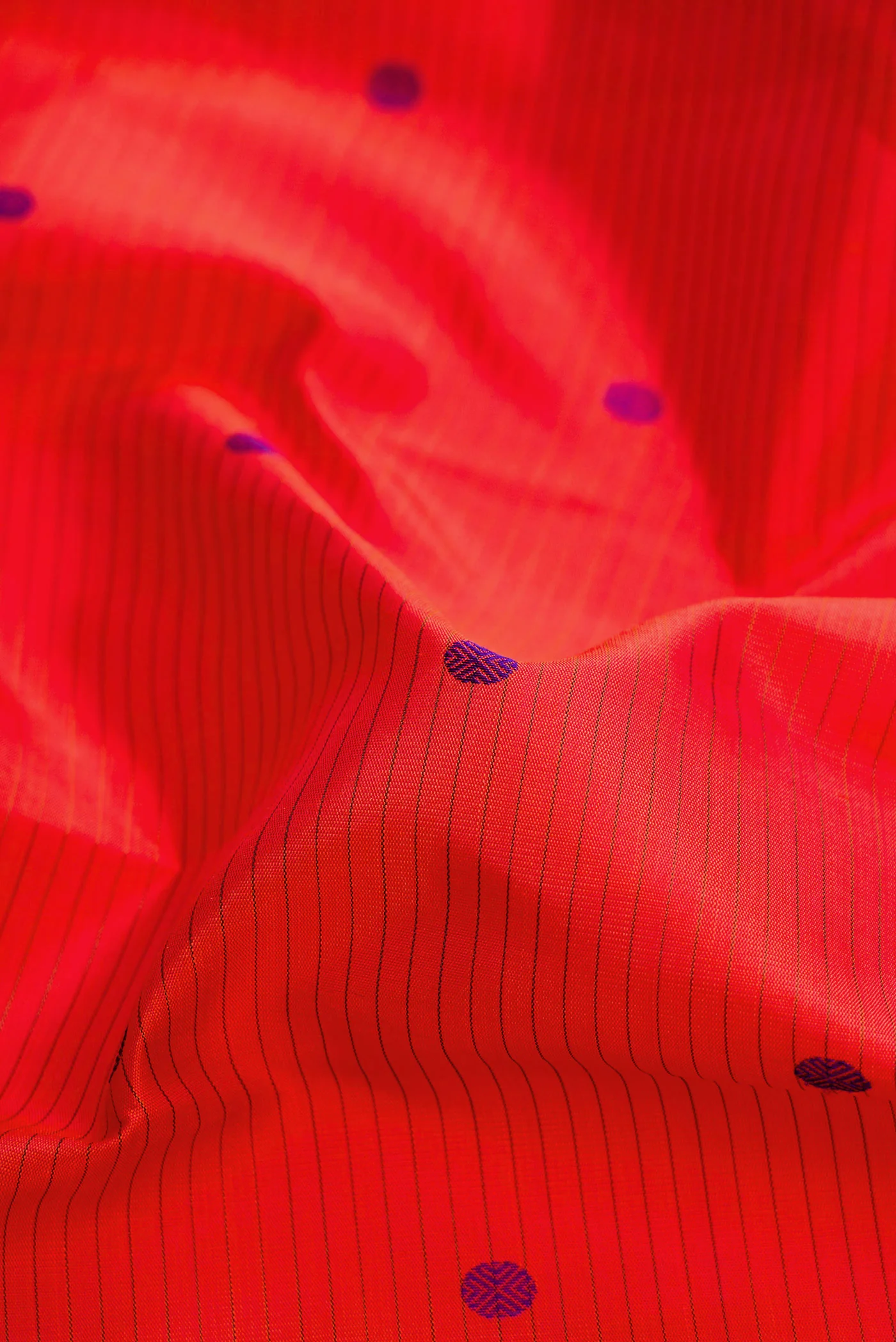 Pure Silk Pure Zari Red Kanjivaram Saree - Image 2