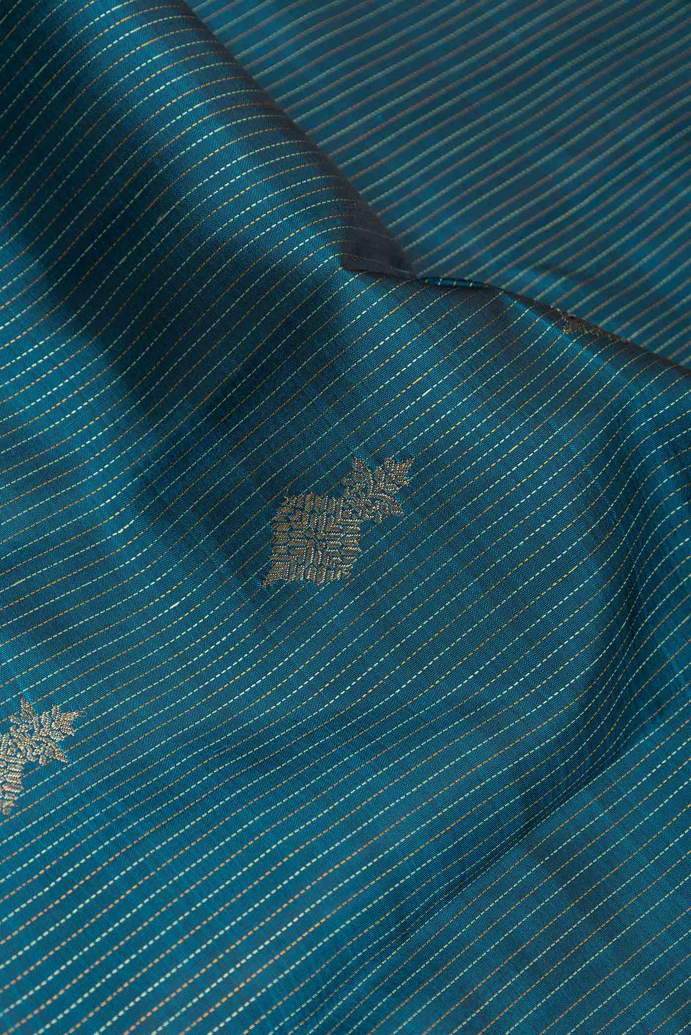 Pure Silk Pure Zari Peacock Blue Dual Tone Kanchipuram Saree - Image 2