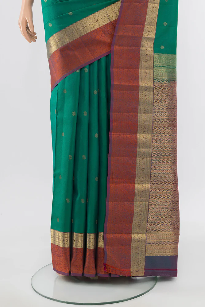 Green Kanchipuram Silk Saree - Image 3