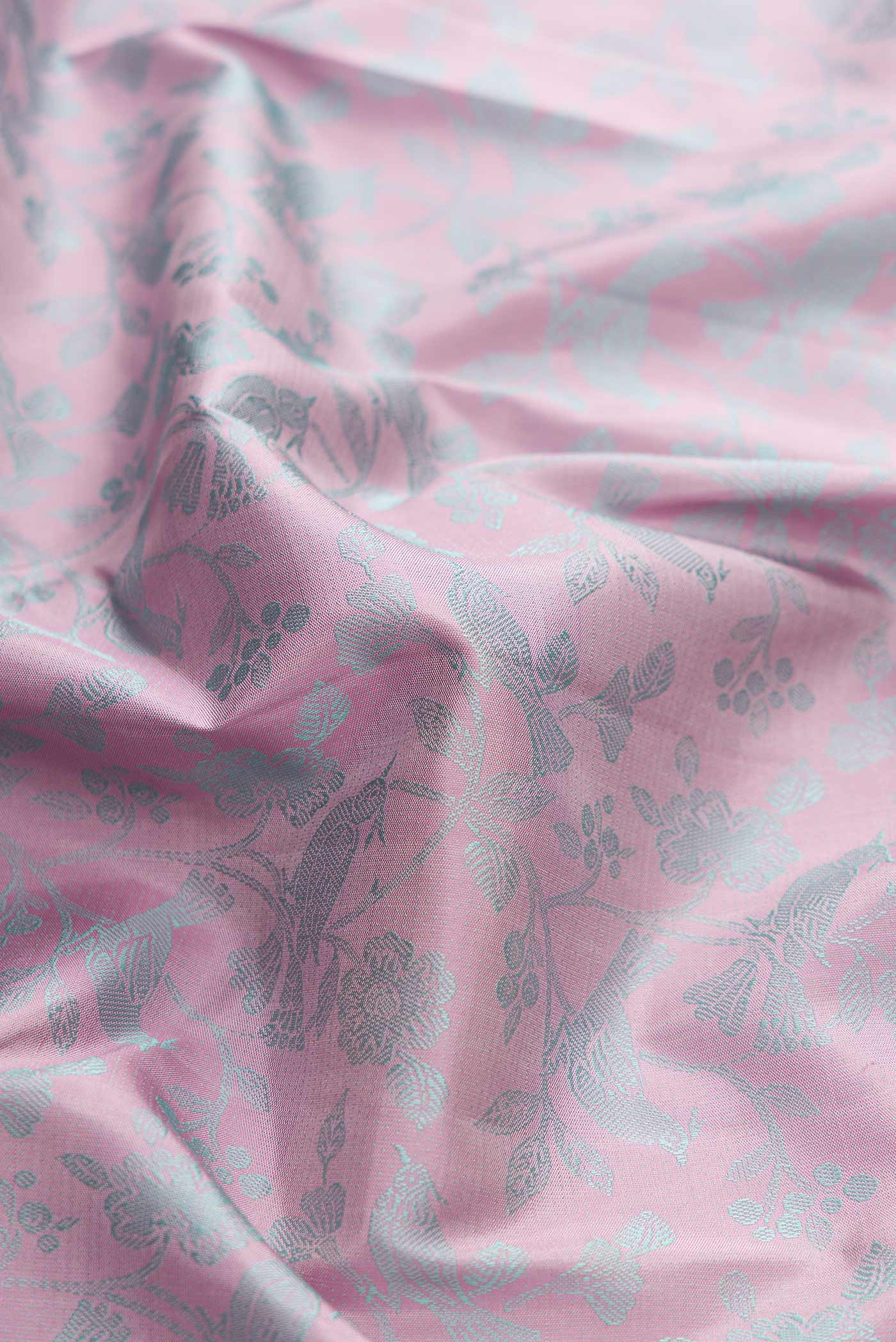 Pure Silk Pure Zari Lavender Kanjivaram Saree - Image 2