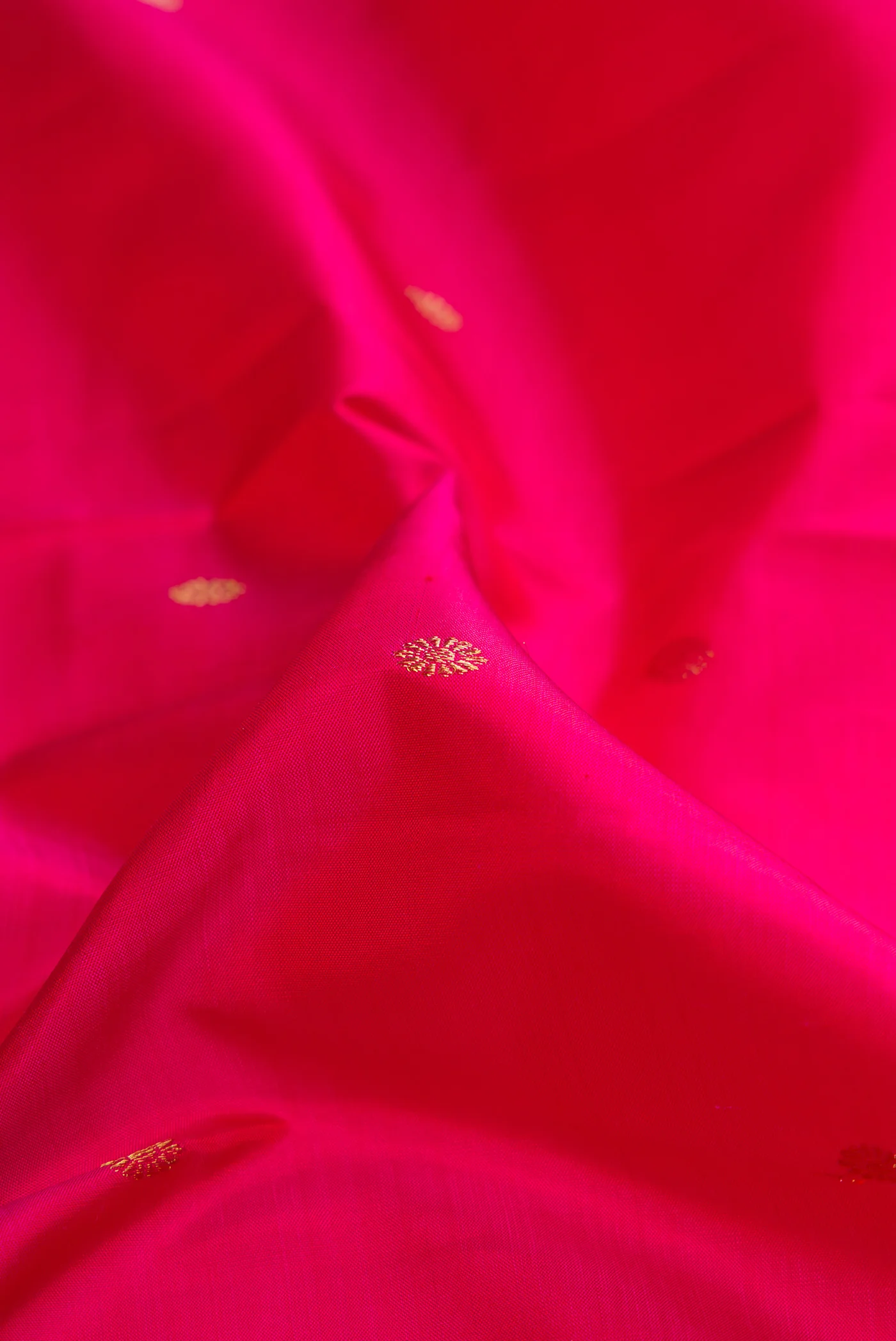 Pure Silk Pure Zari Pink Kanjivaram Saree - Image 2