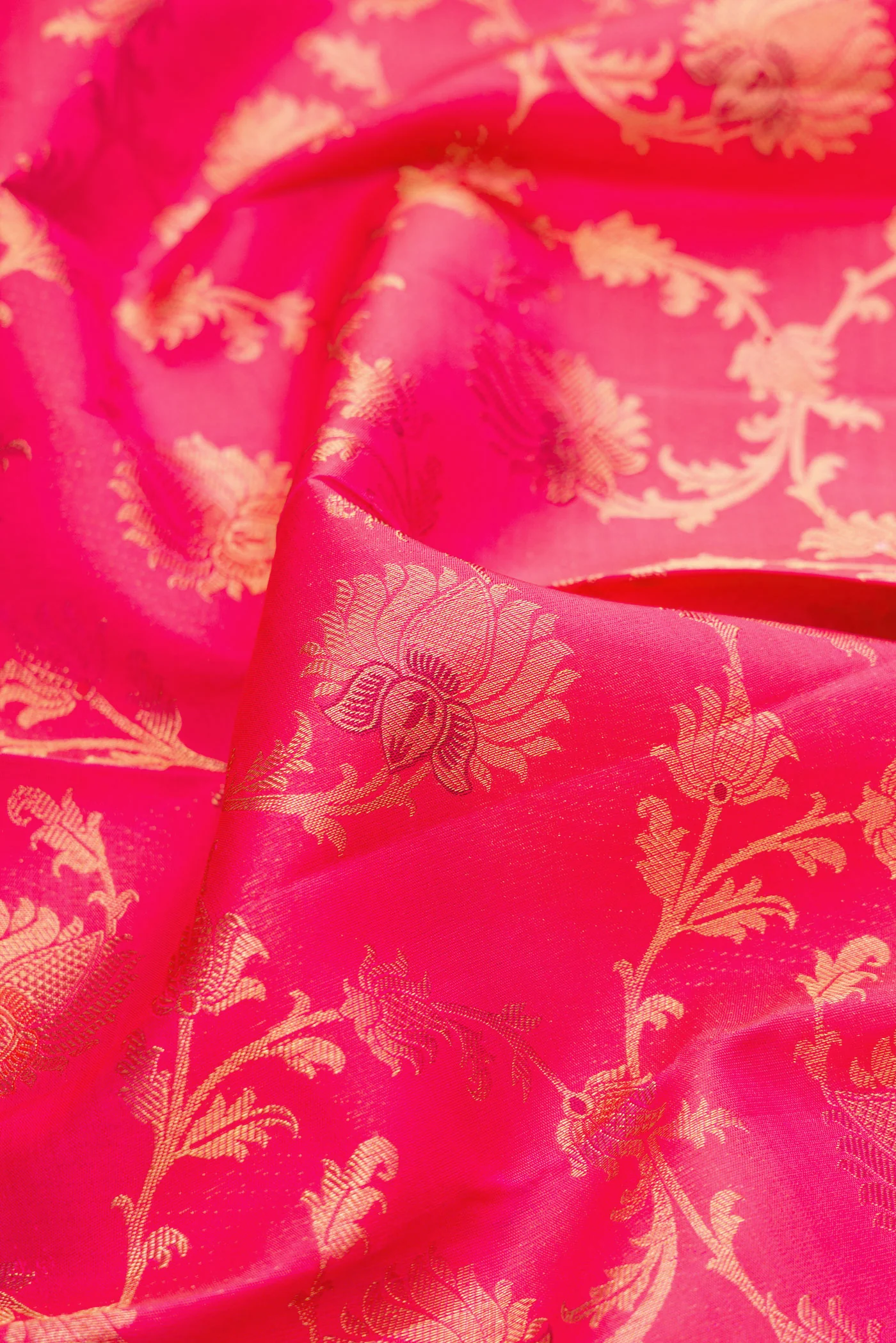 Pure Silk Pure Zari Pink Kanjivaram Saree - Image 2