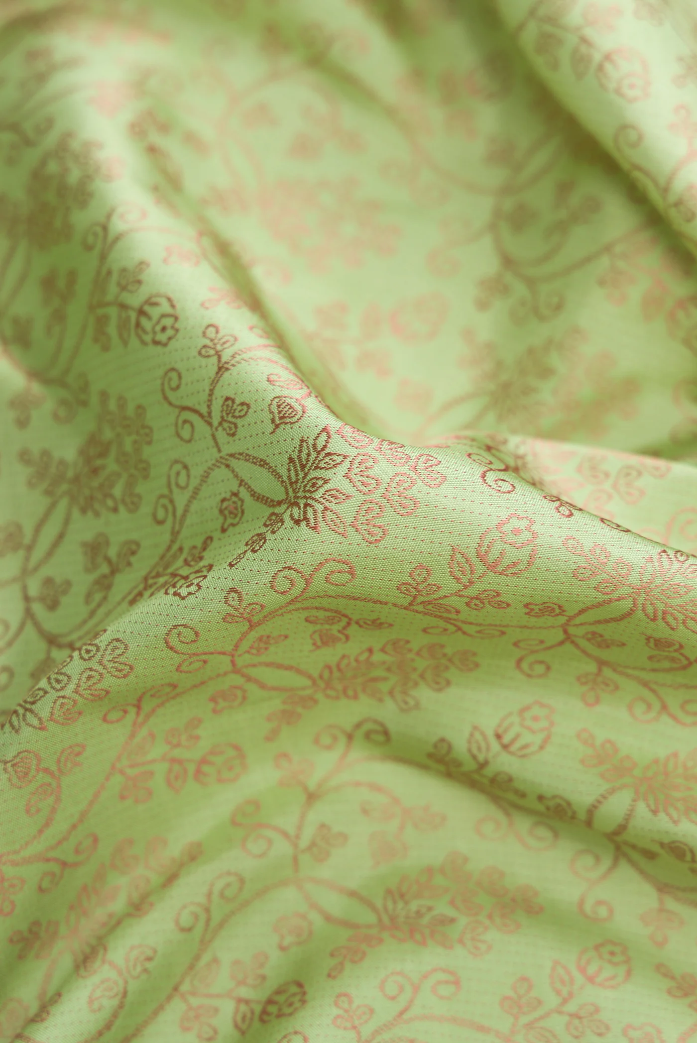 Pure Silk Pure Zari Pista Green Kanchipuram Saree - Image 2
