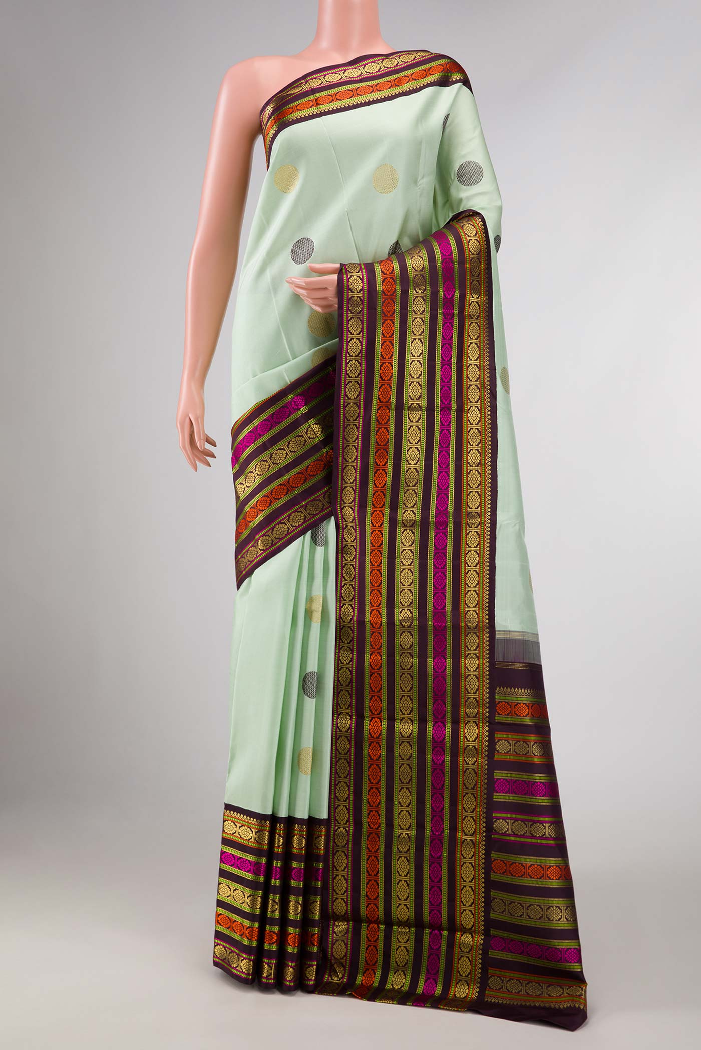 Pure Silk Pure Zari Pista Green Dual Tone Kanchipuram Saree