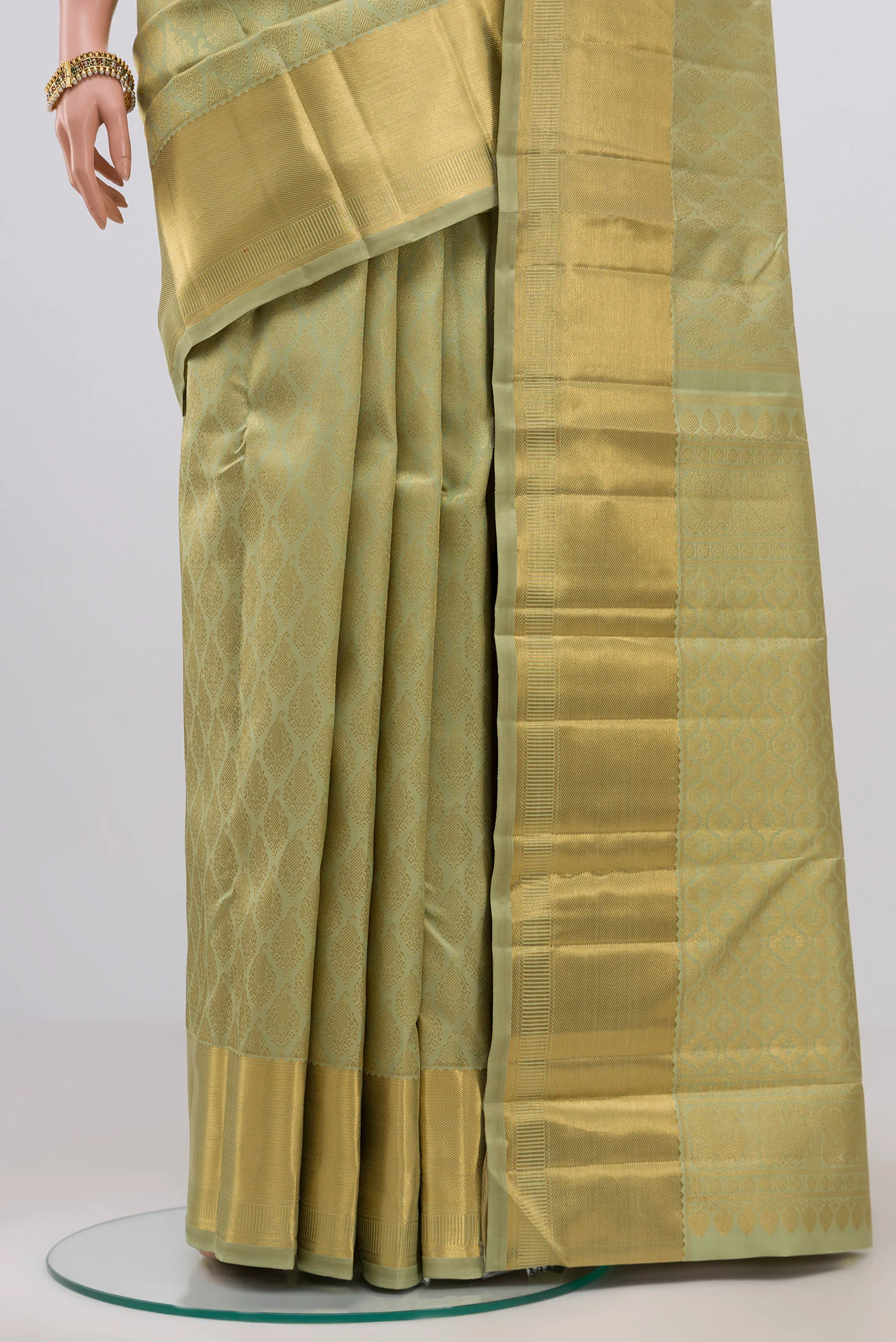 Pure Silk Pure Zari Sage Green Kanjivaram Saree - Image 3