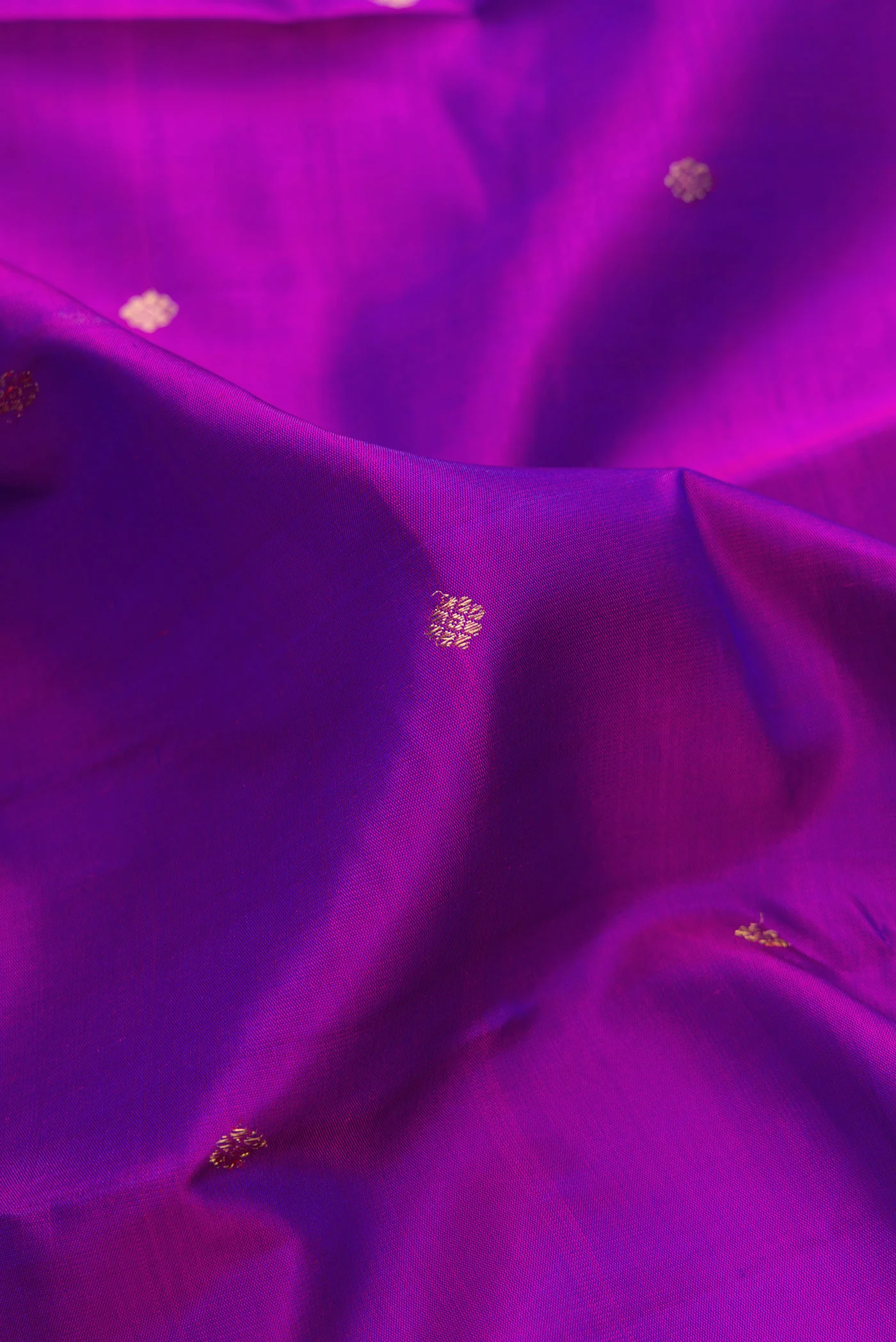 Pure Silk Pure Zari Purple Kanjivaram Saree - Image 2