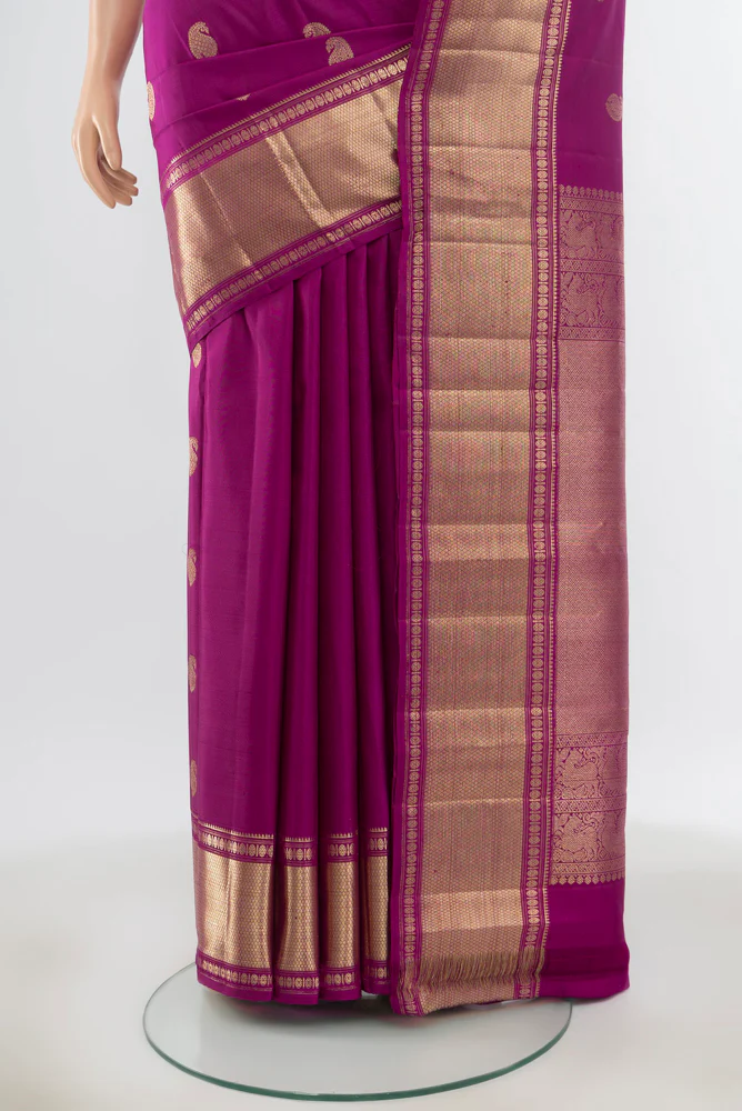 Magenta Kanjivaram Silk Saree - Image 3