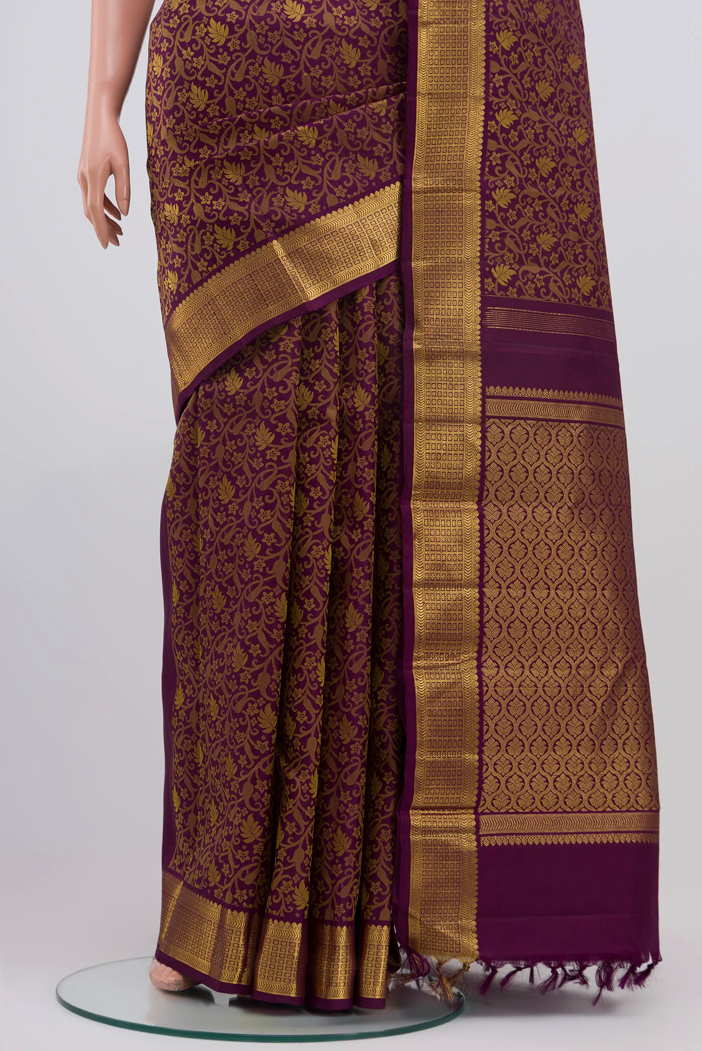 Pure Silk Pure Zari Purple Kanjivaram Saree - Image 3