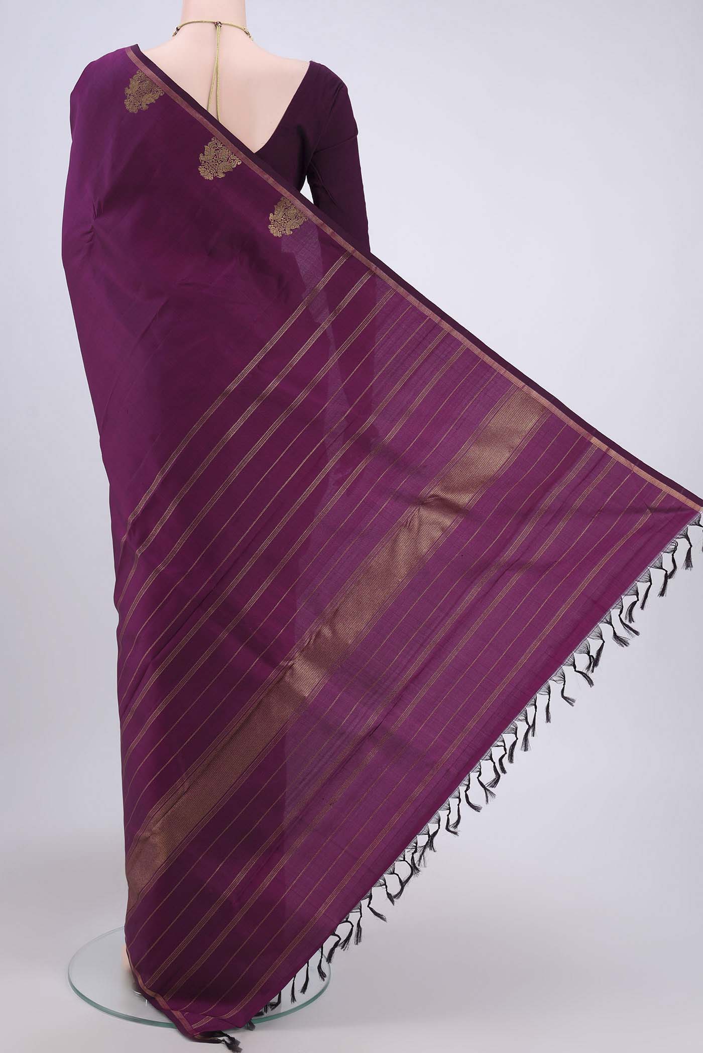 Pure Silk Pure Zari Purple Kanjivaram Saree - Image 3