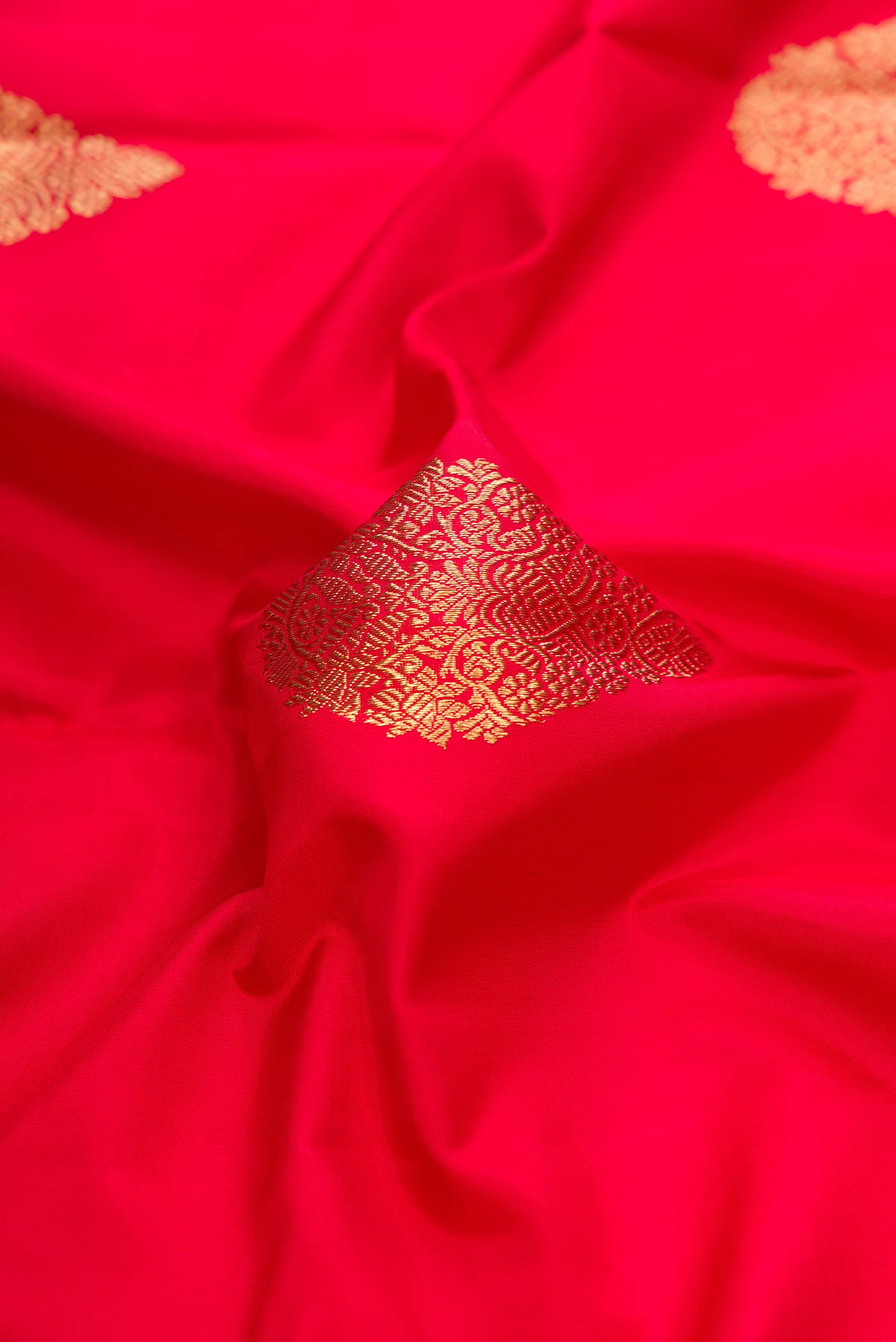 Pure Silk Pure Zari Red Kanchipuram Saree - Image 2