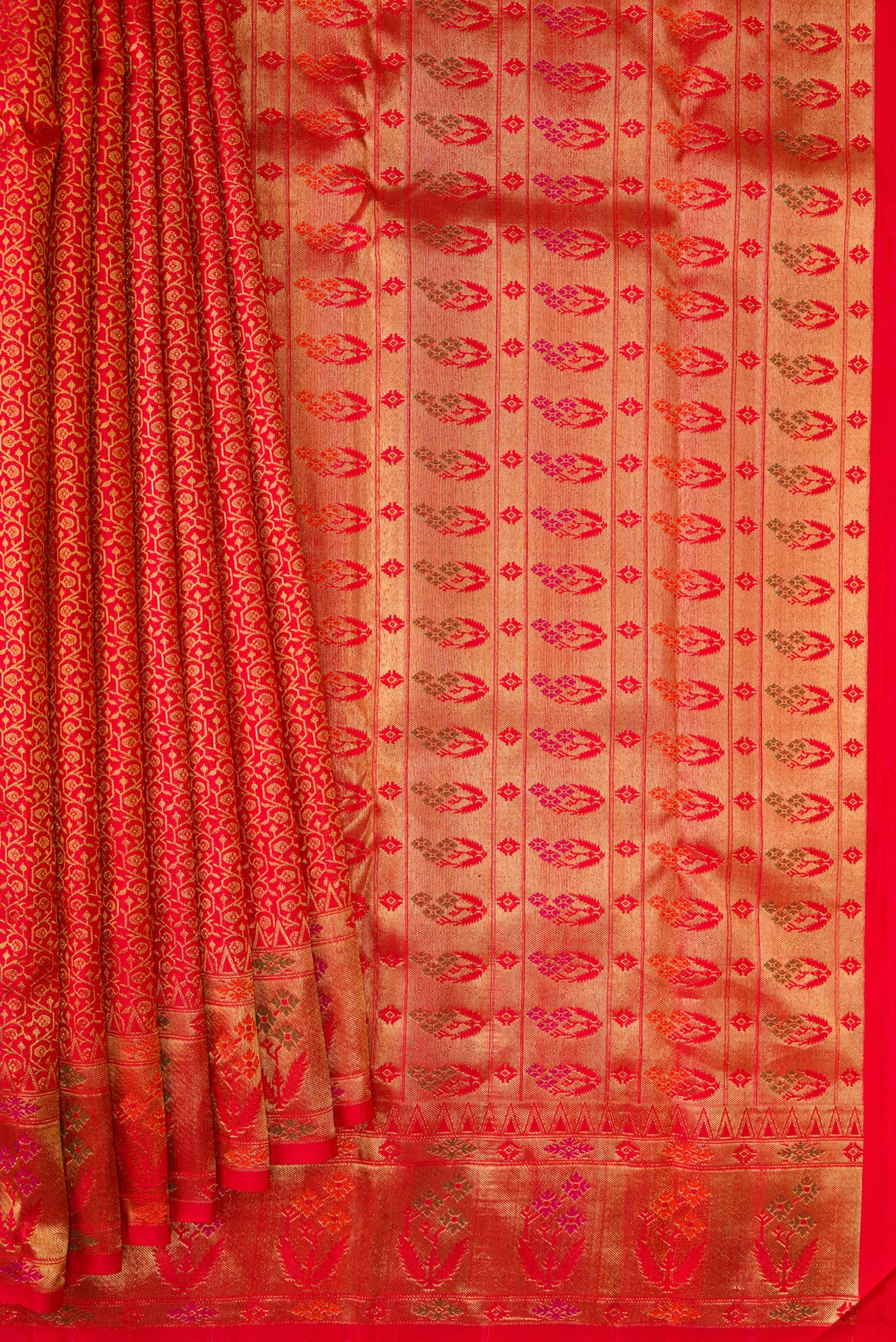 Pure Silk Pure Zari Red with Pink Color Kanjivaram Saree - Image 4