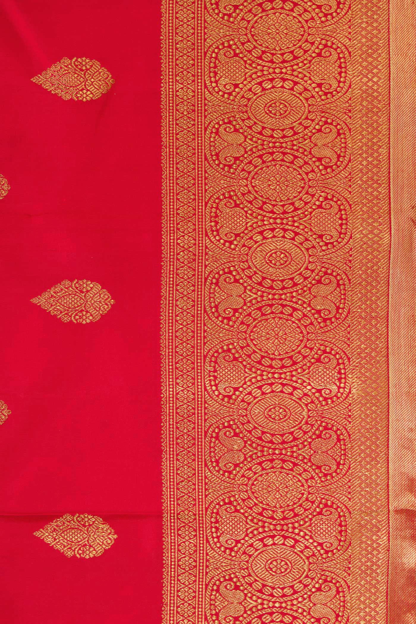 Pure Silk Pure Zari Red Kanjivaram Saree - Image 3