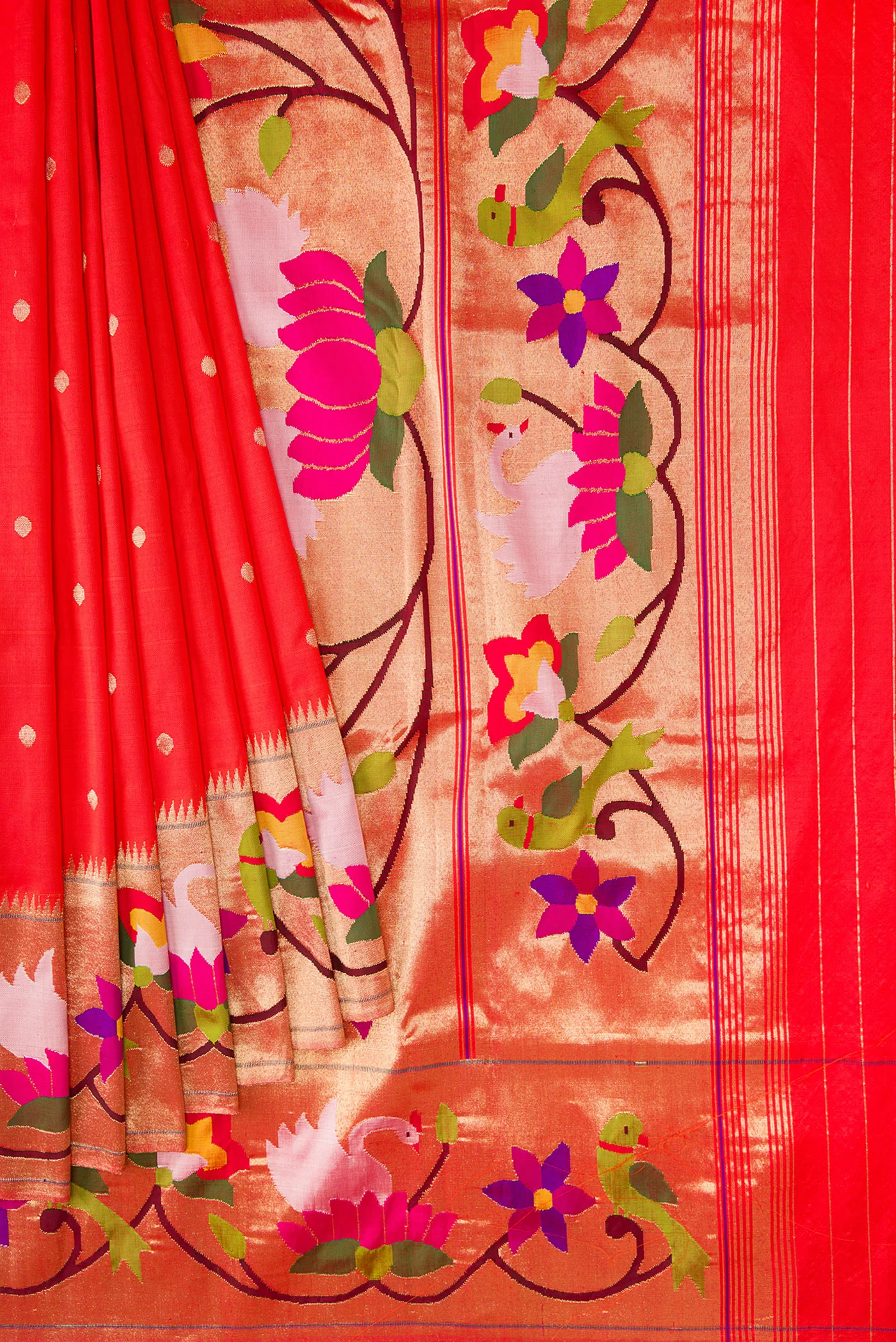 Pure Silk Pure Zari Red Paithani Saree - Image 4