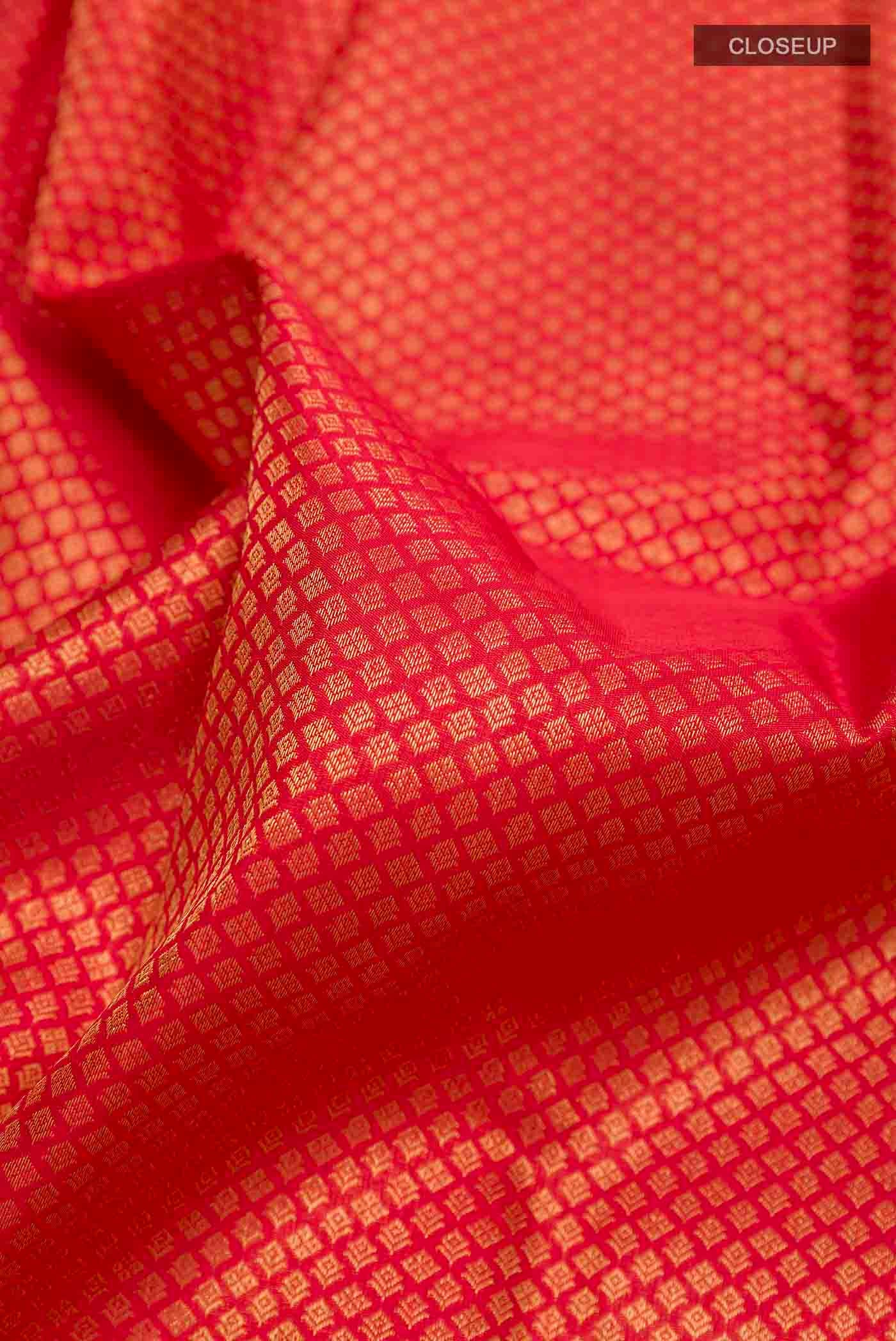 Pure Silk Pure Zari Red Kanjivaram Saree - Image 2