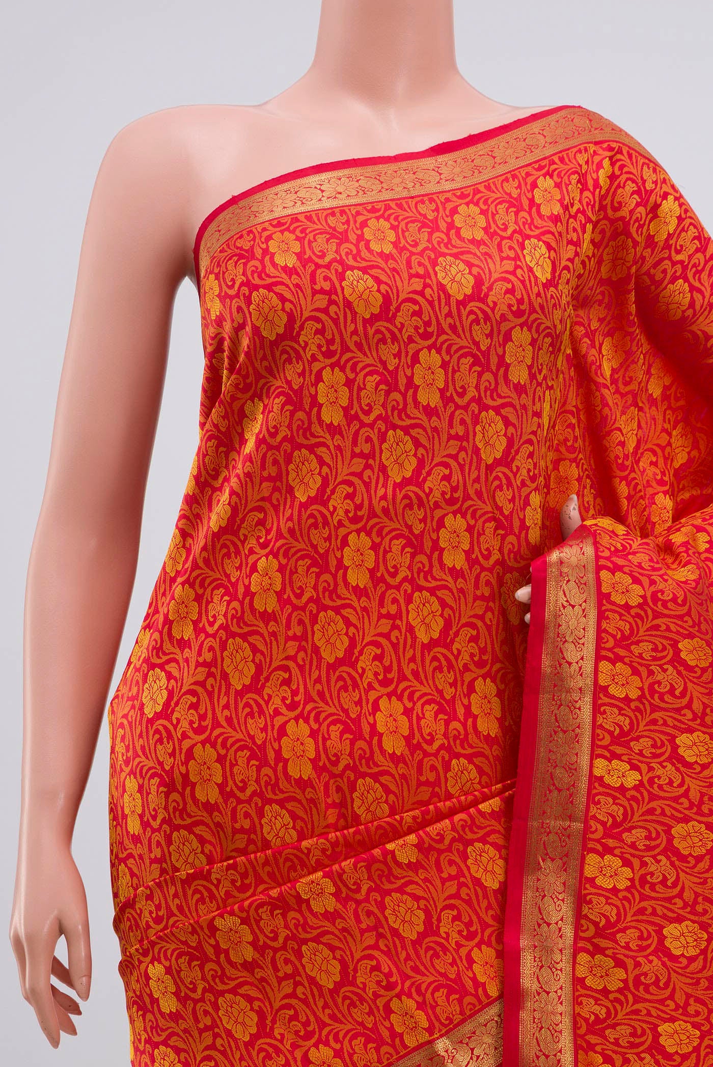 Pure Silk Pure Zari Red Kanjivaram Saree - Image 2