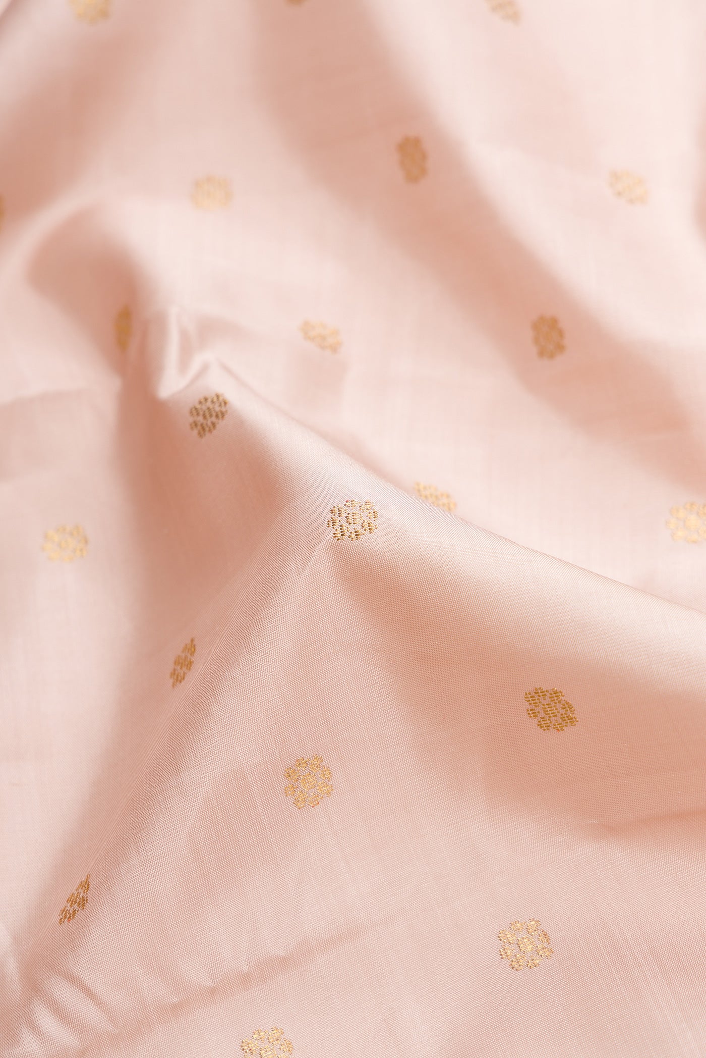 Pure Silk Pure Zari Rose Gold Kanjivaram Saree - Image 2