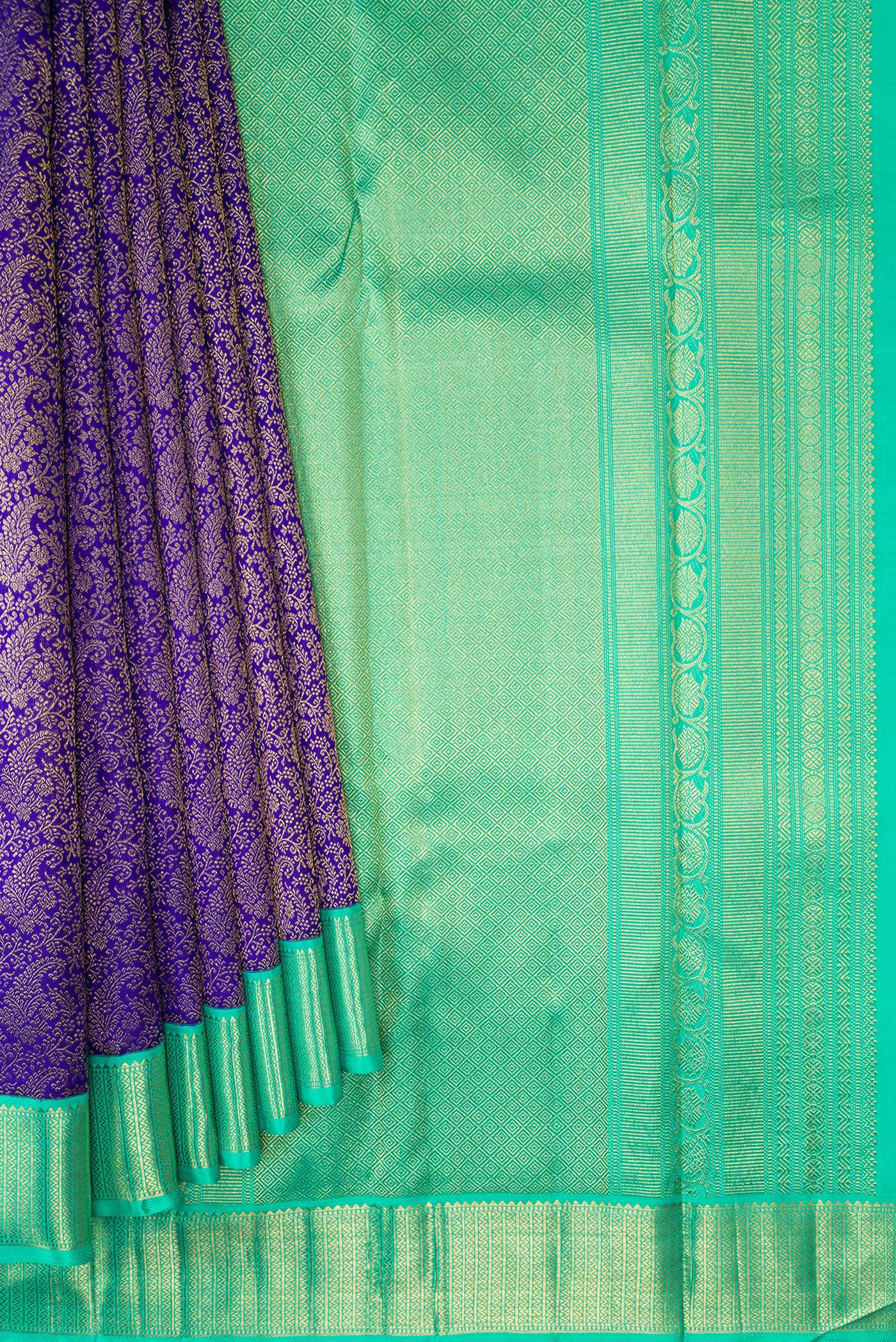 Pure Silk Pure Zari Royal Blue Kanjivaram Saree - Image 4