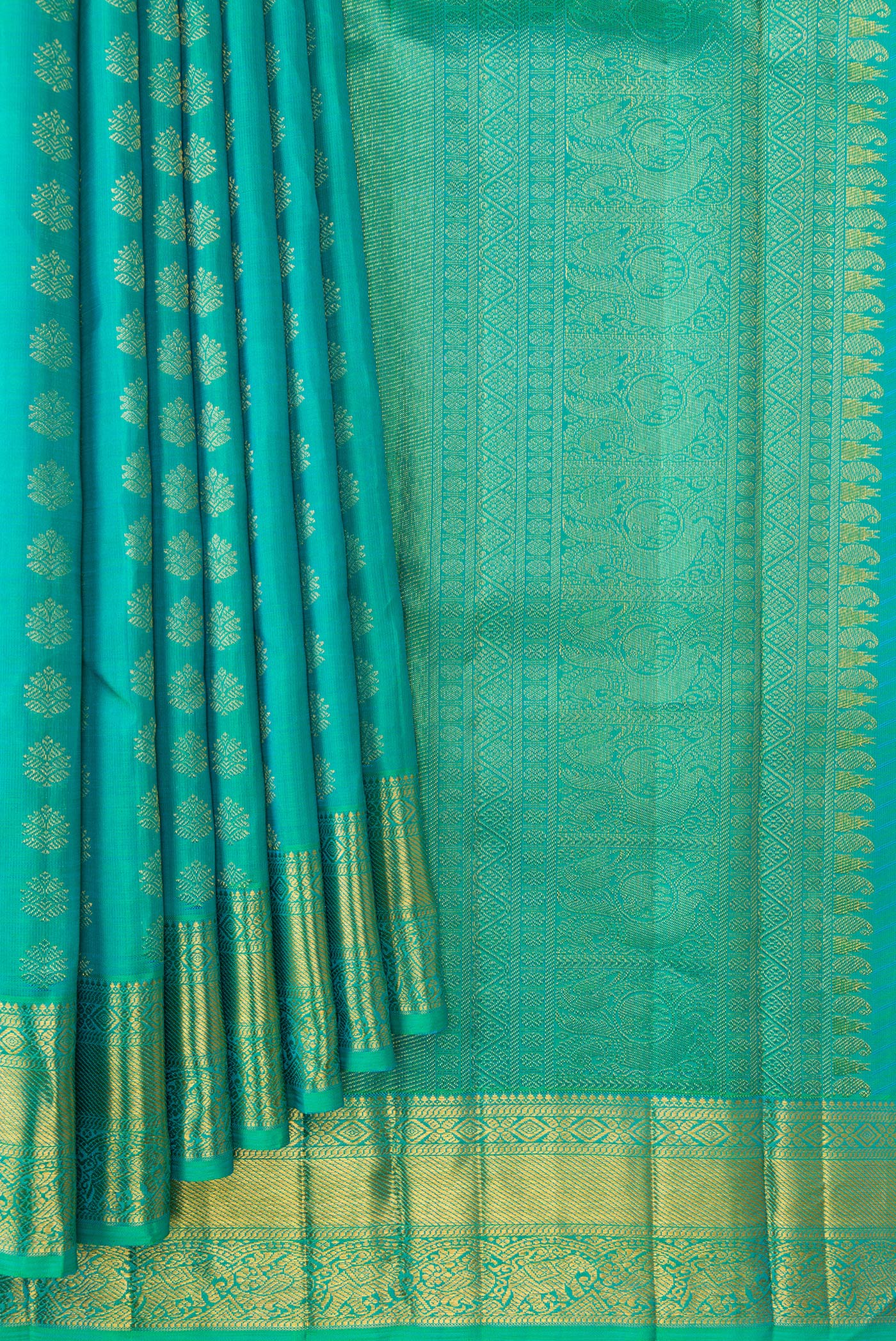 Pure Silk Pure Zari Turquoise Kanjivaram Saree - Image 4