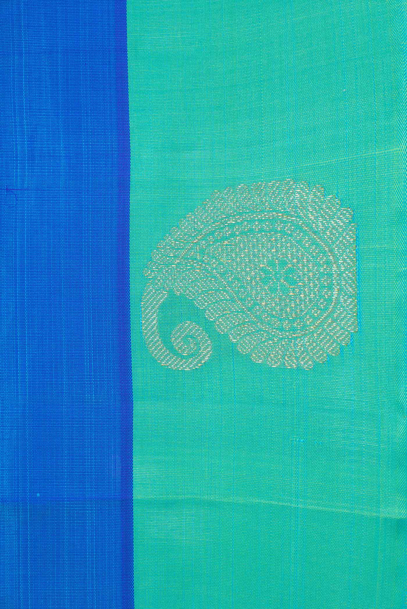 Pure Silk Pure Zari Sky Blue Dual Tone Kanjivaram Saree - Image 3