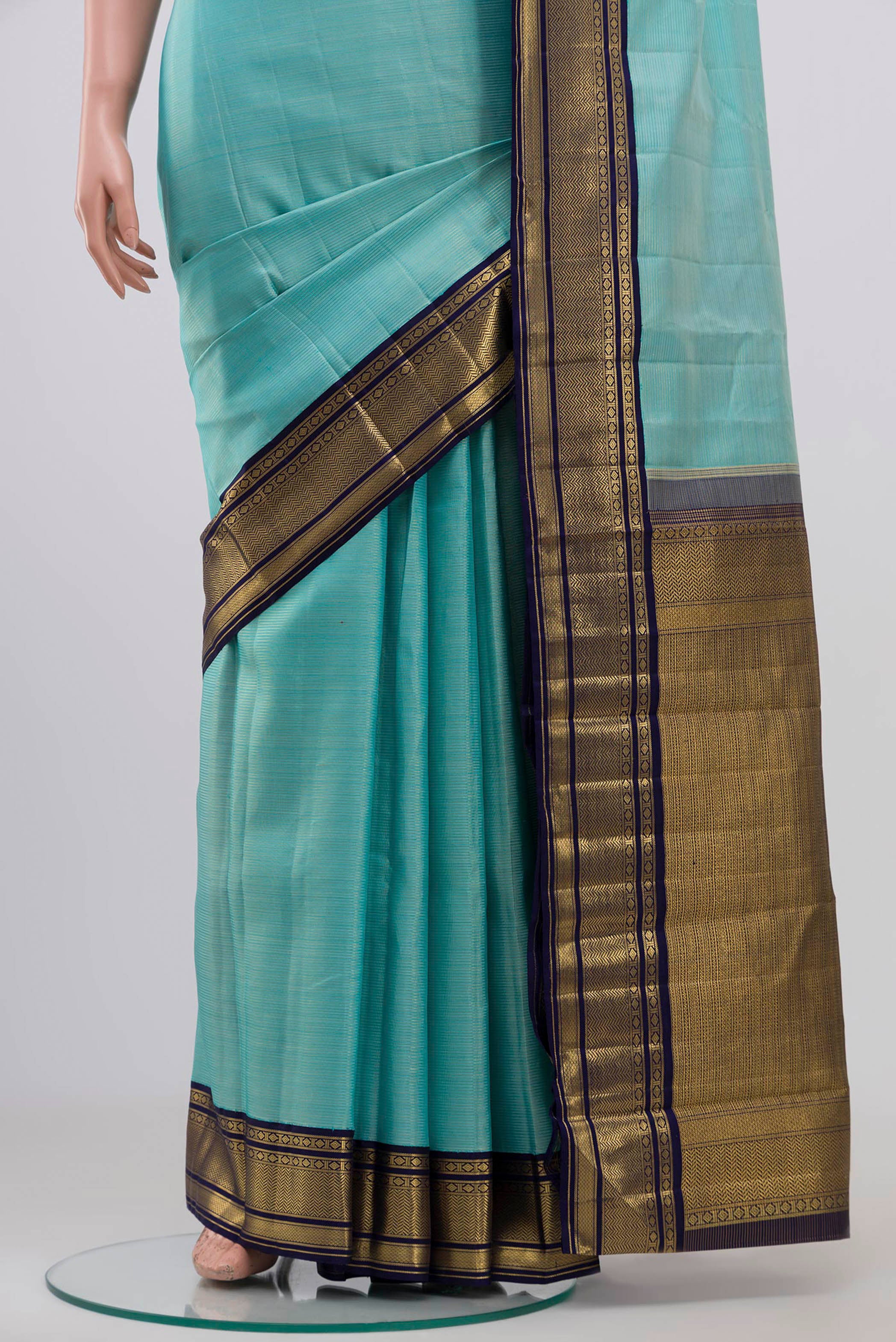 Pure Silk Pure Zari Sky Blue Kanchipuram Saree - Image 3