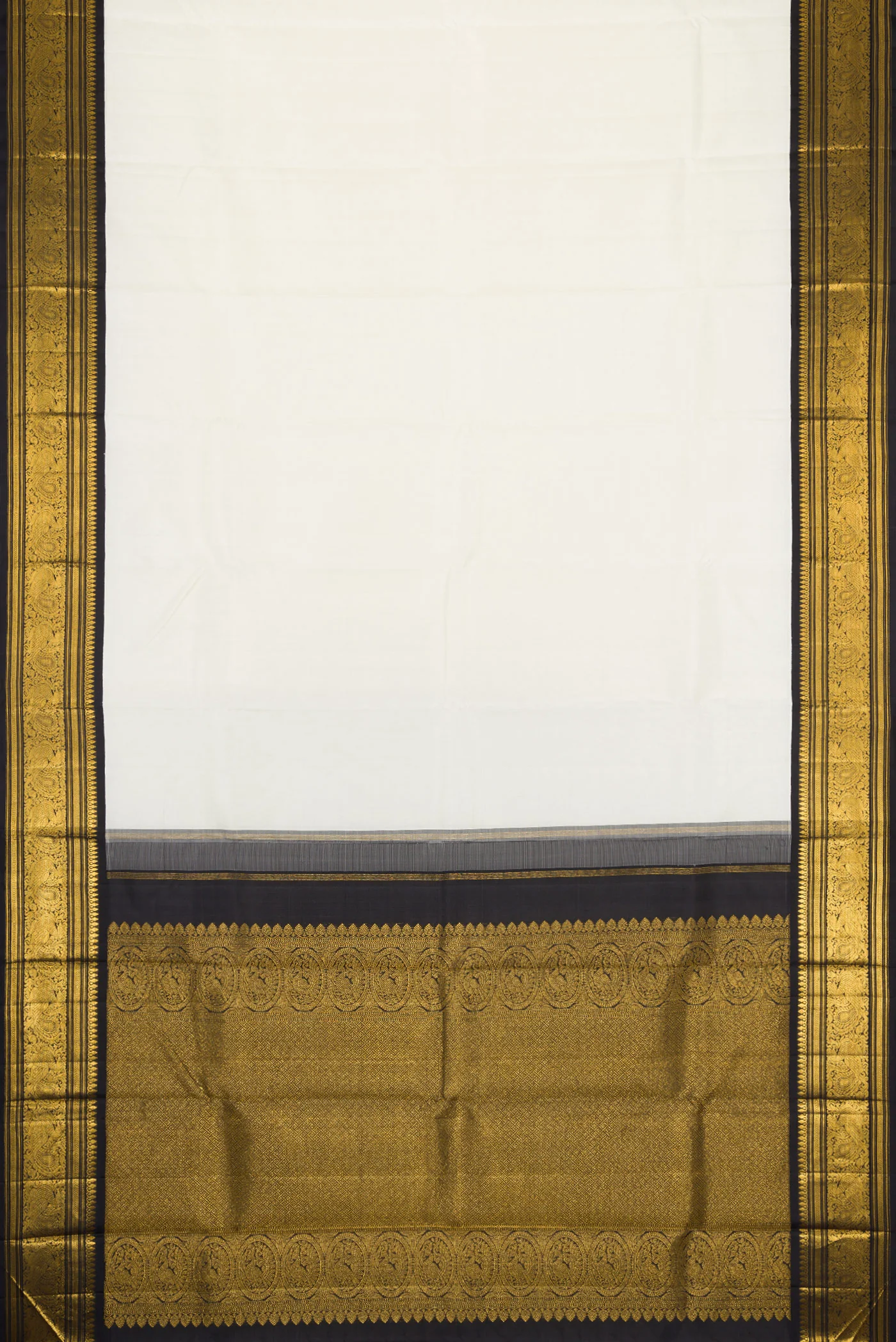 Pure Silk Pure Zari White Kanjivaram Saree - Image 6