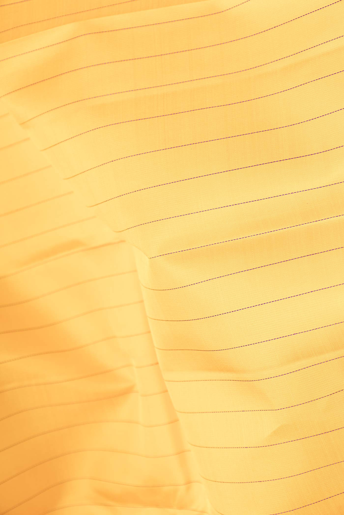 Pure Silk Pure Zari Yellow Dual Tone Kanchipuram Saree - Image 2