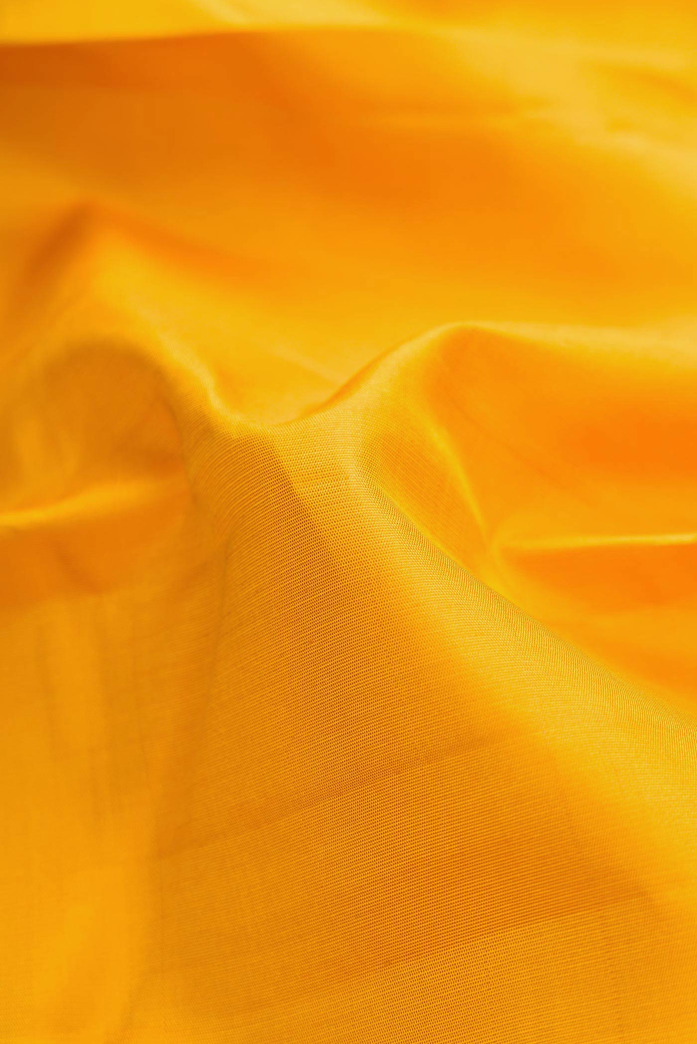 Pure Silk Pure Zari Yellow Dual Tone Kanjivaram Saree - Image 2