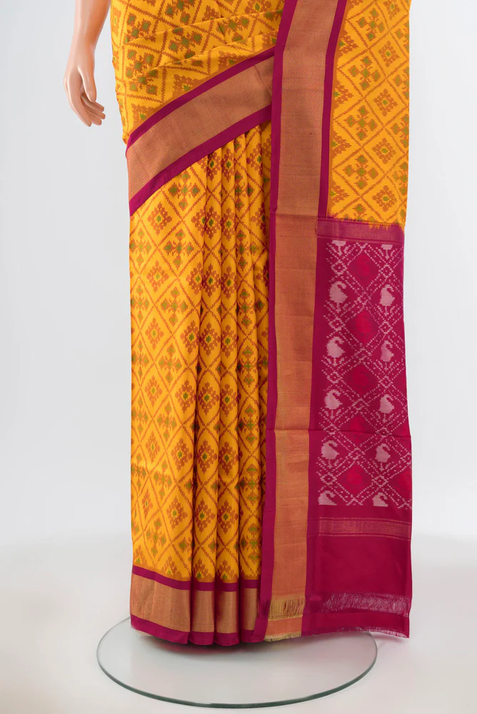 Yellow Pochampally Silk Saree - Image 3