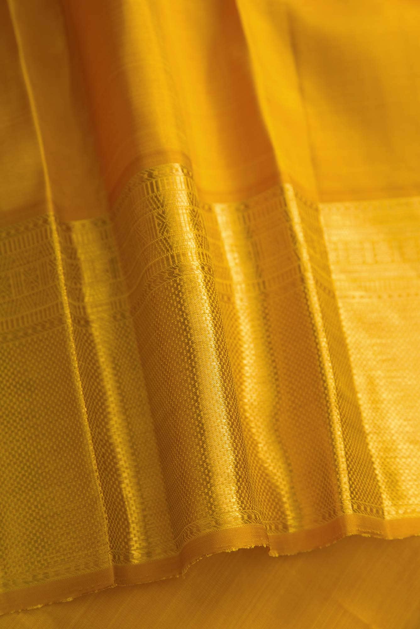 Purple Dual Tone Kanjivaram Silk Saree - Image 6